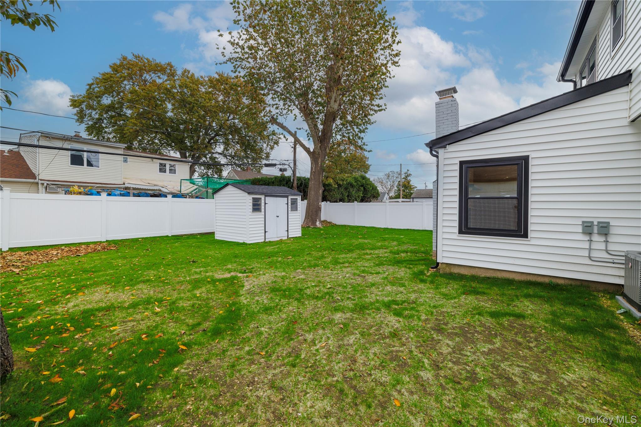 38 Heather Lane, Levittown, NY 11756