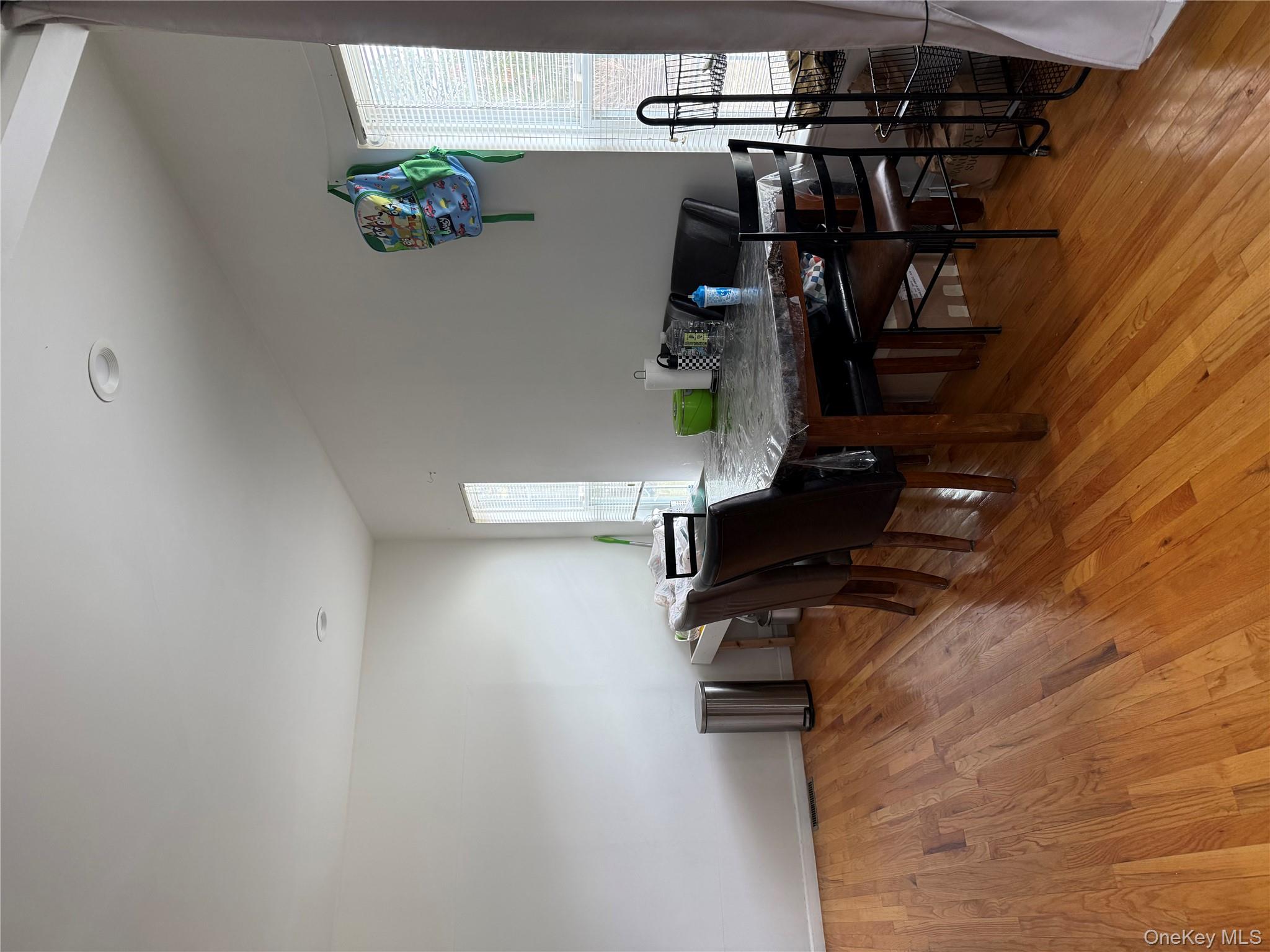 6 Taylor Lane, Medford, NY 11763