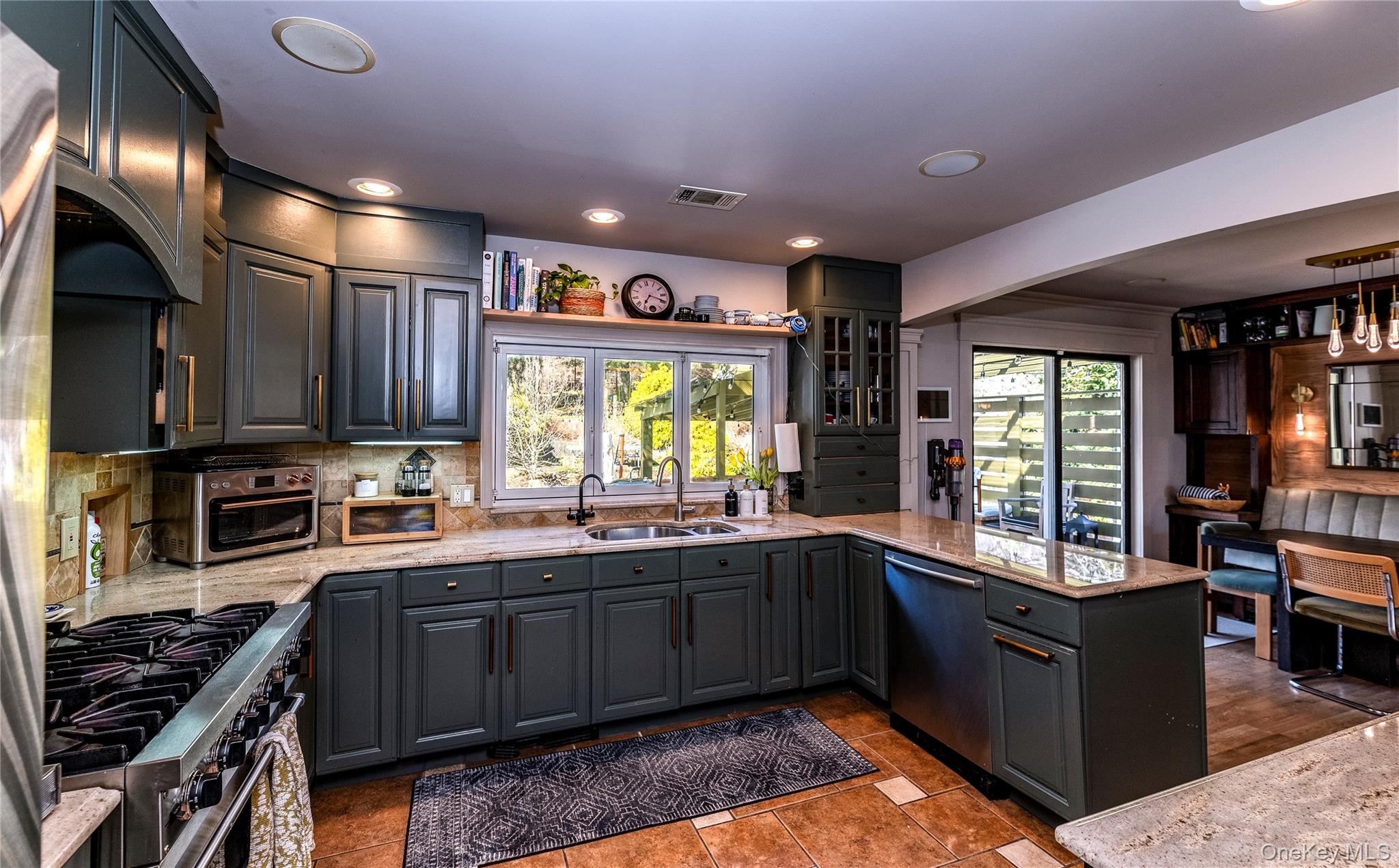 602 Palmer Drive, Nyack, NY 10960