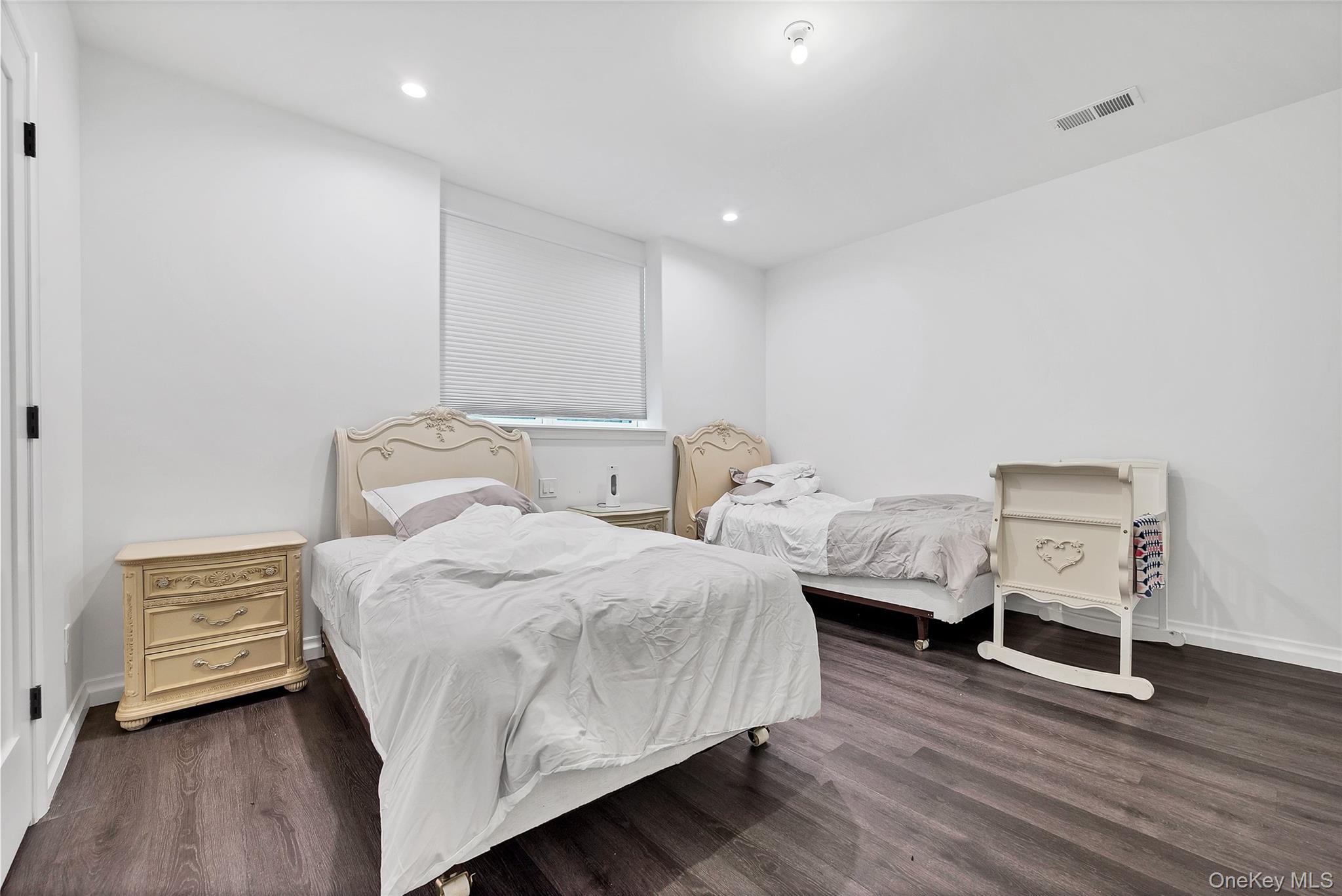 31 Walnut Ridge Lane, Bloomingburg, NY 12721