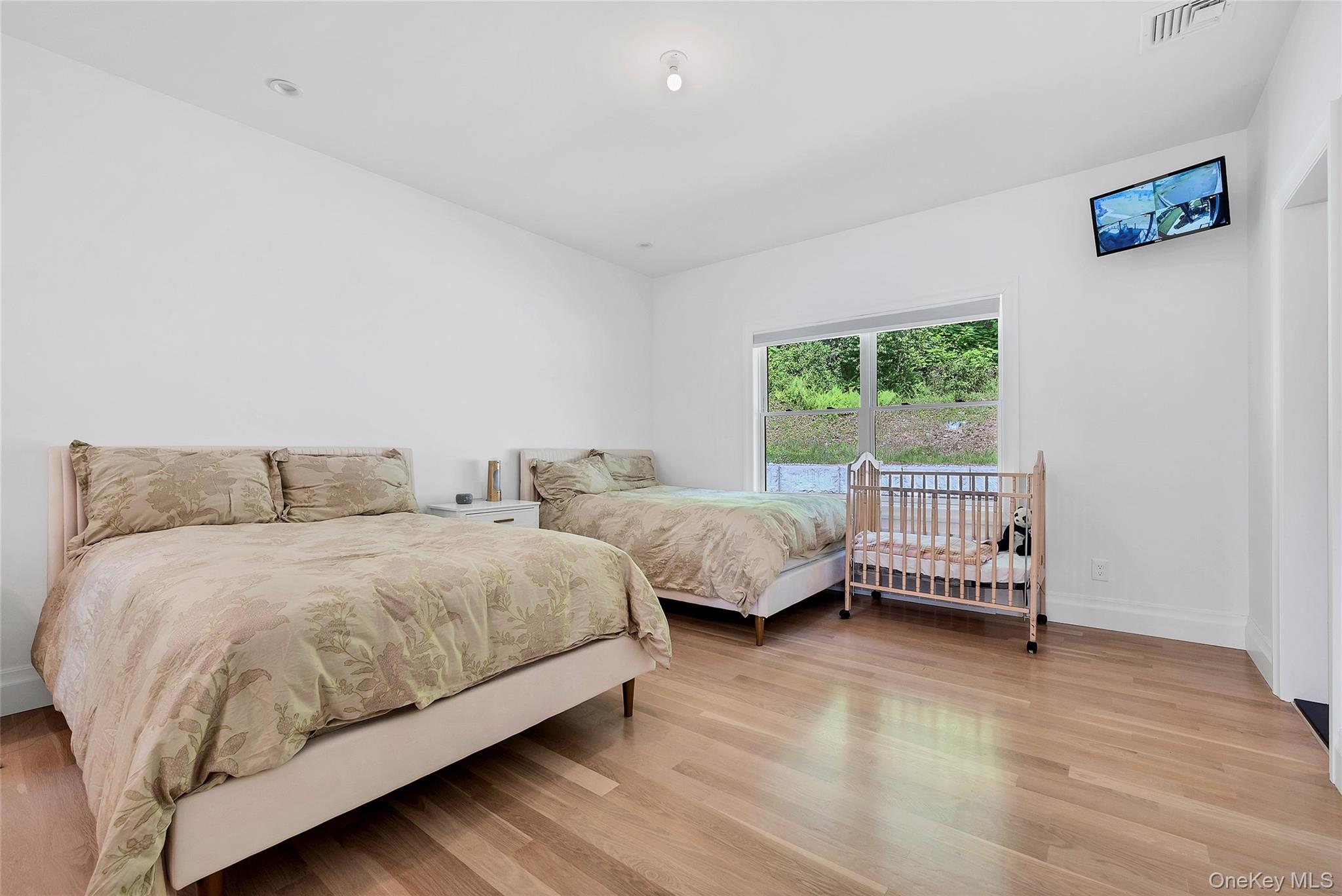 31 Walnut Ridge Lane, Bloomingburg, NY 12721