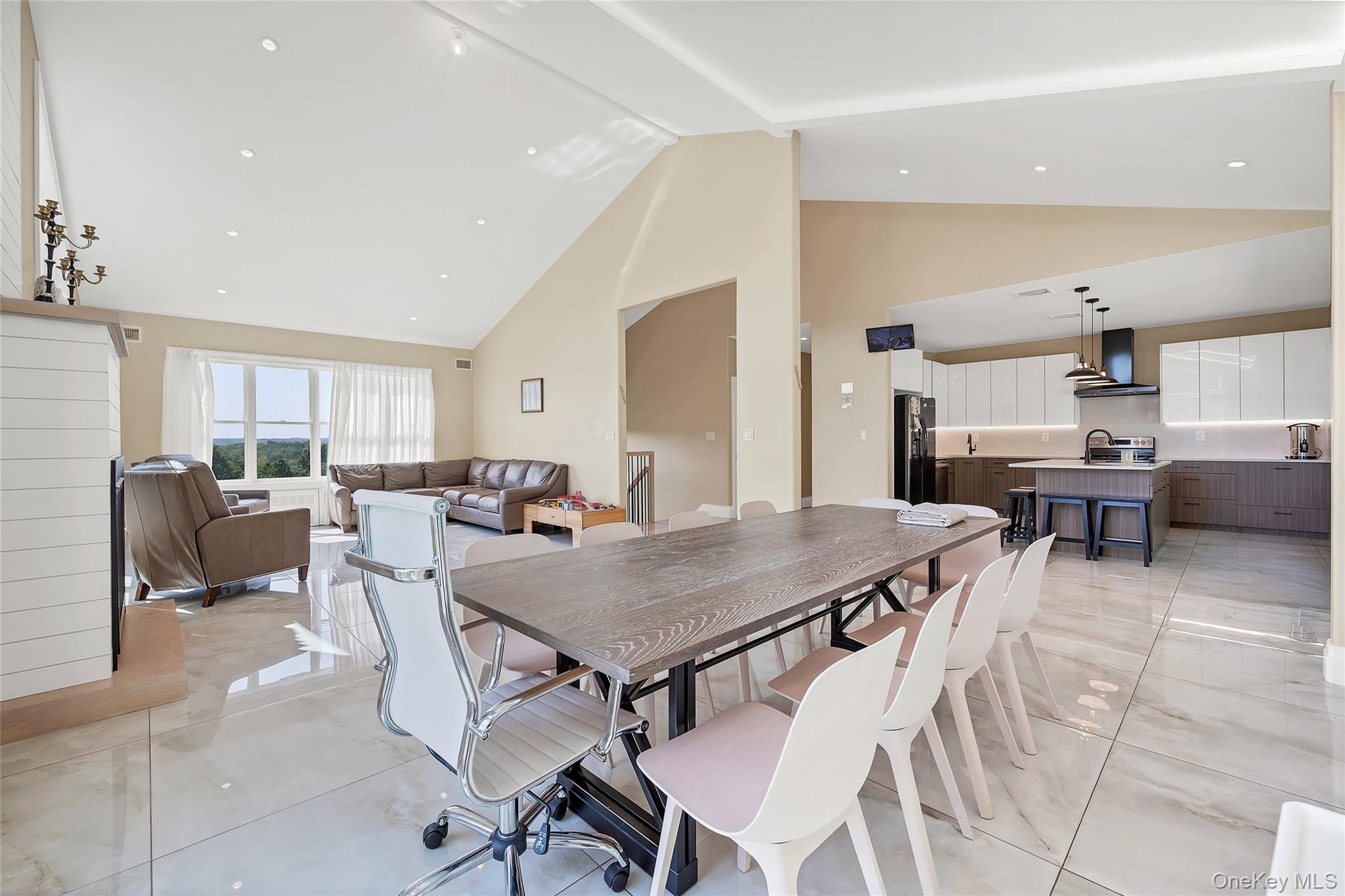 31 Walnut Ridge Lane, Bloomingburg, NY 12721