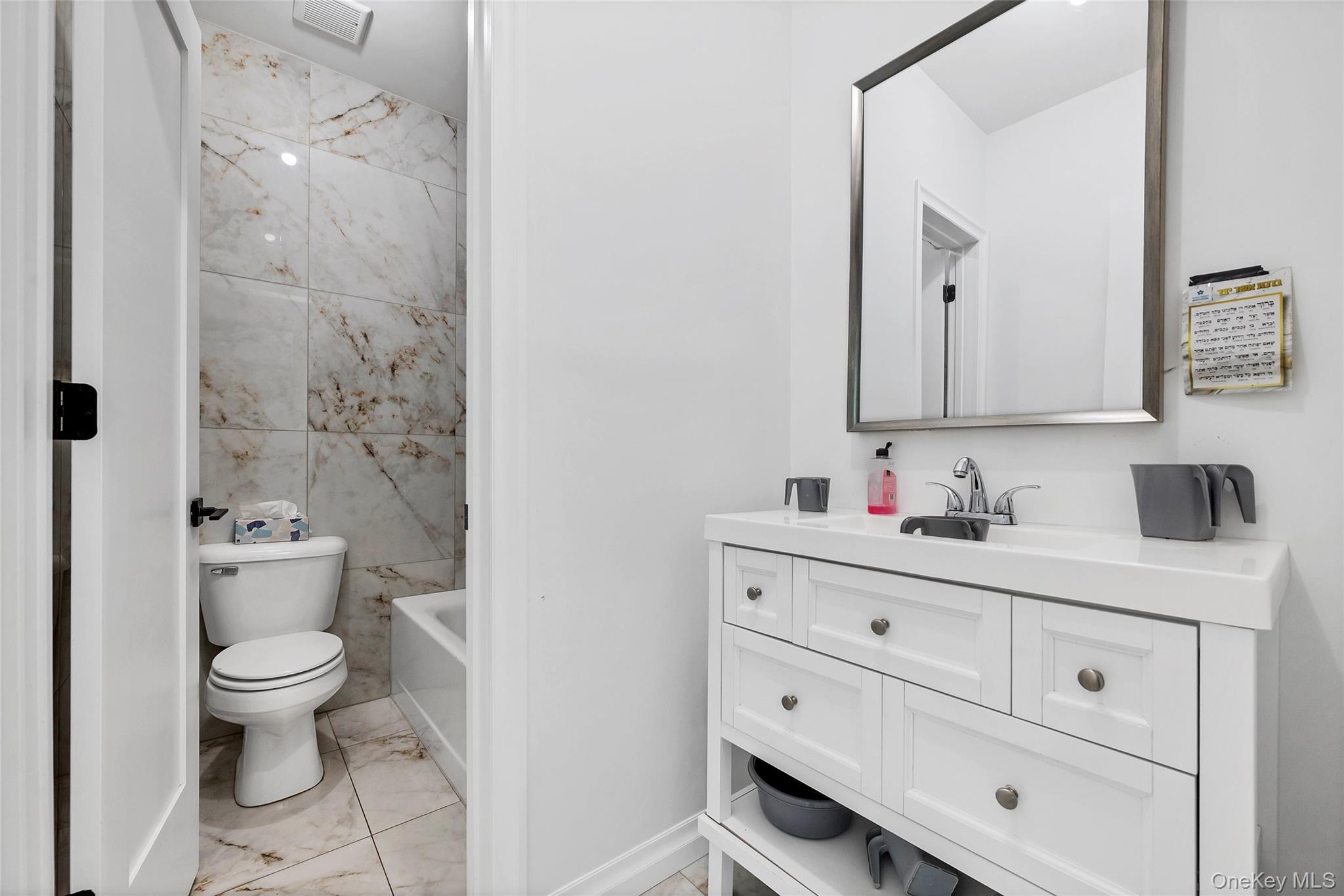 31 Walnut Ridge Lane, Bloomingburg, NY 12721