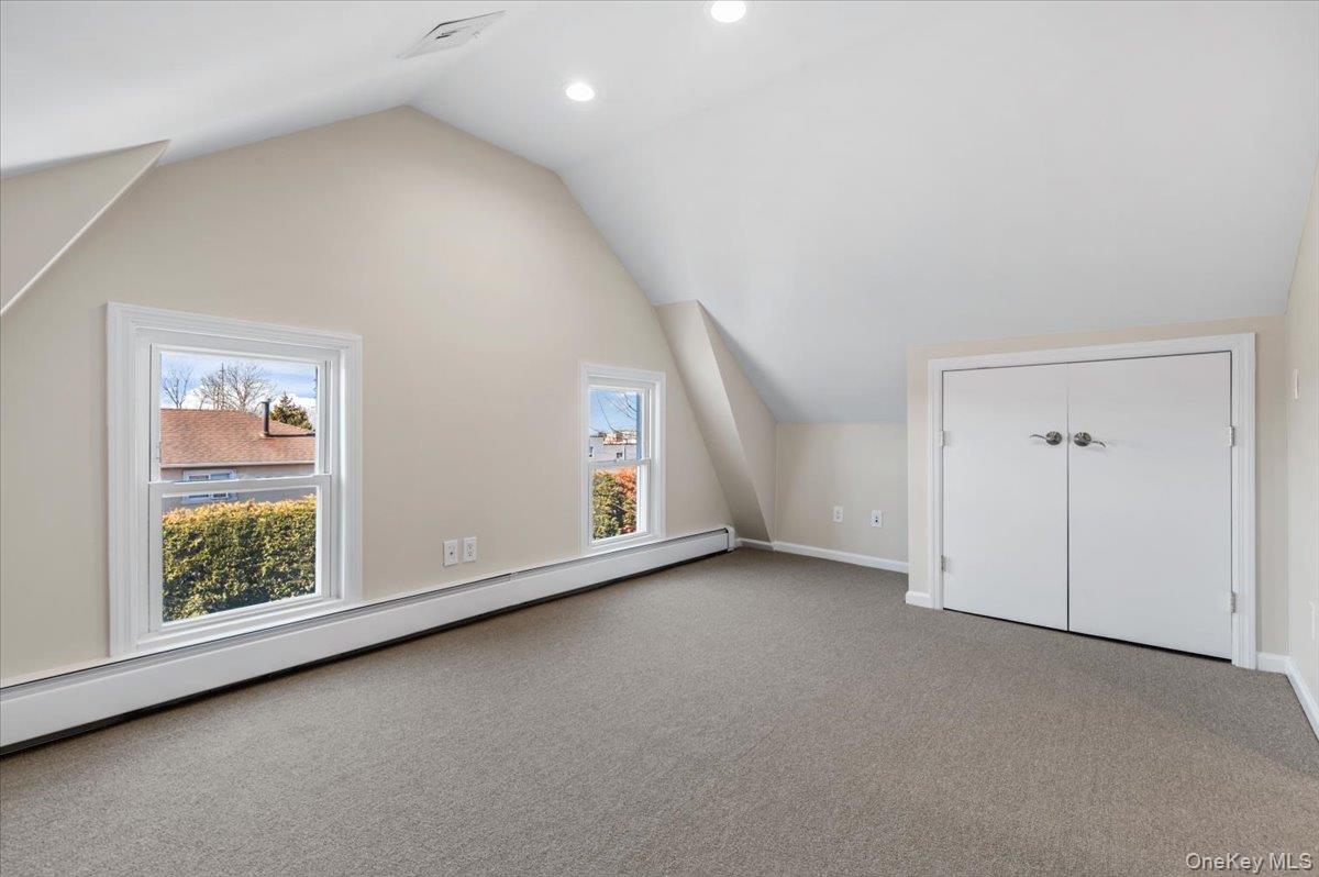 348 Mulry Lane, Lawrence, NY 11559