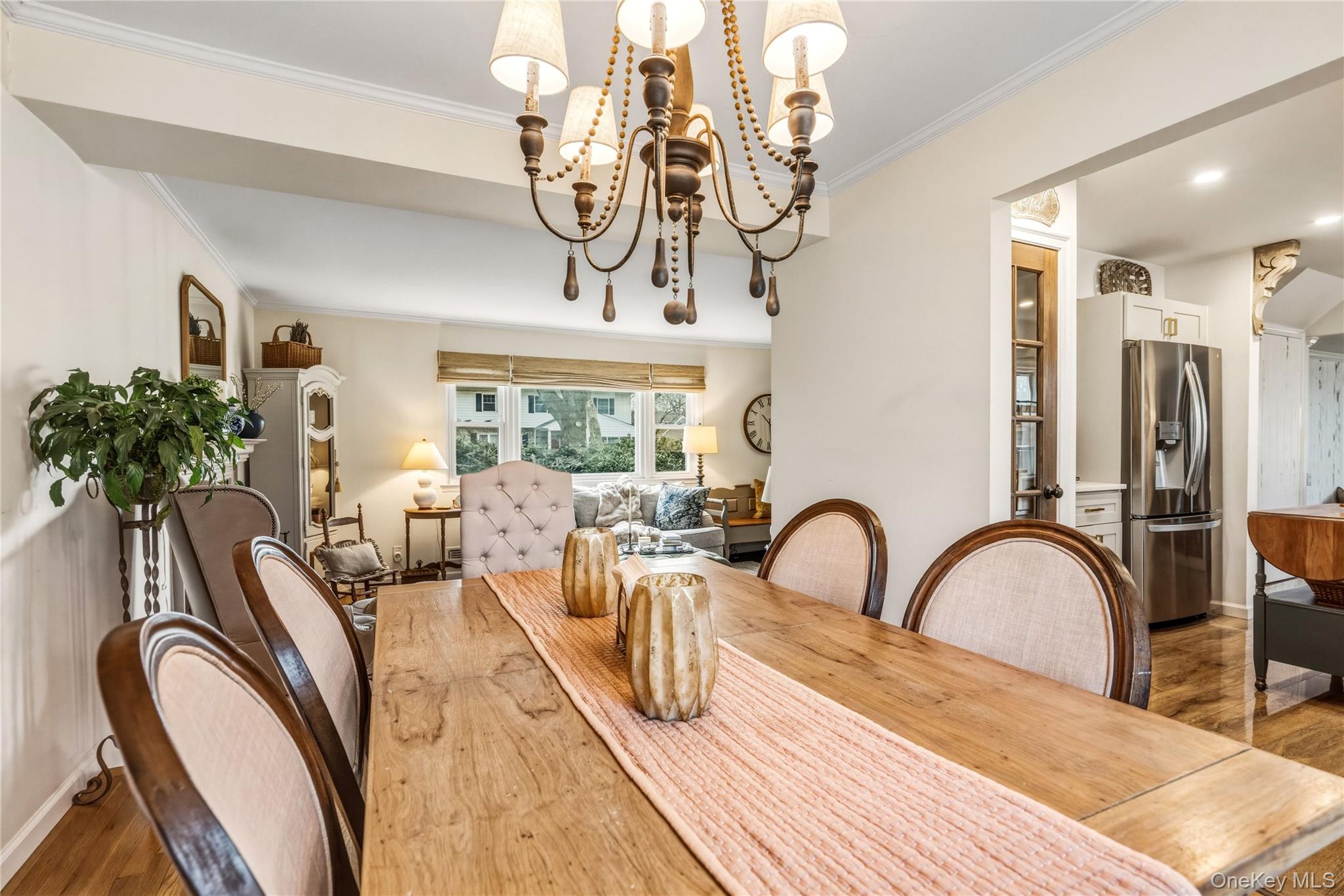 31 Munson Court, Melville, NY 11747