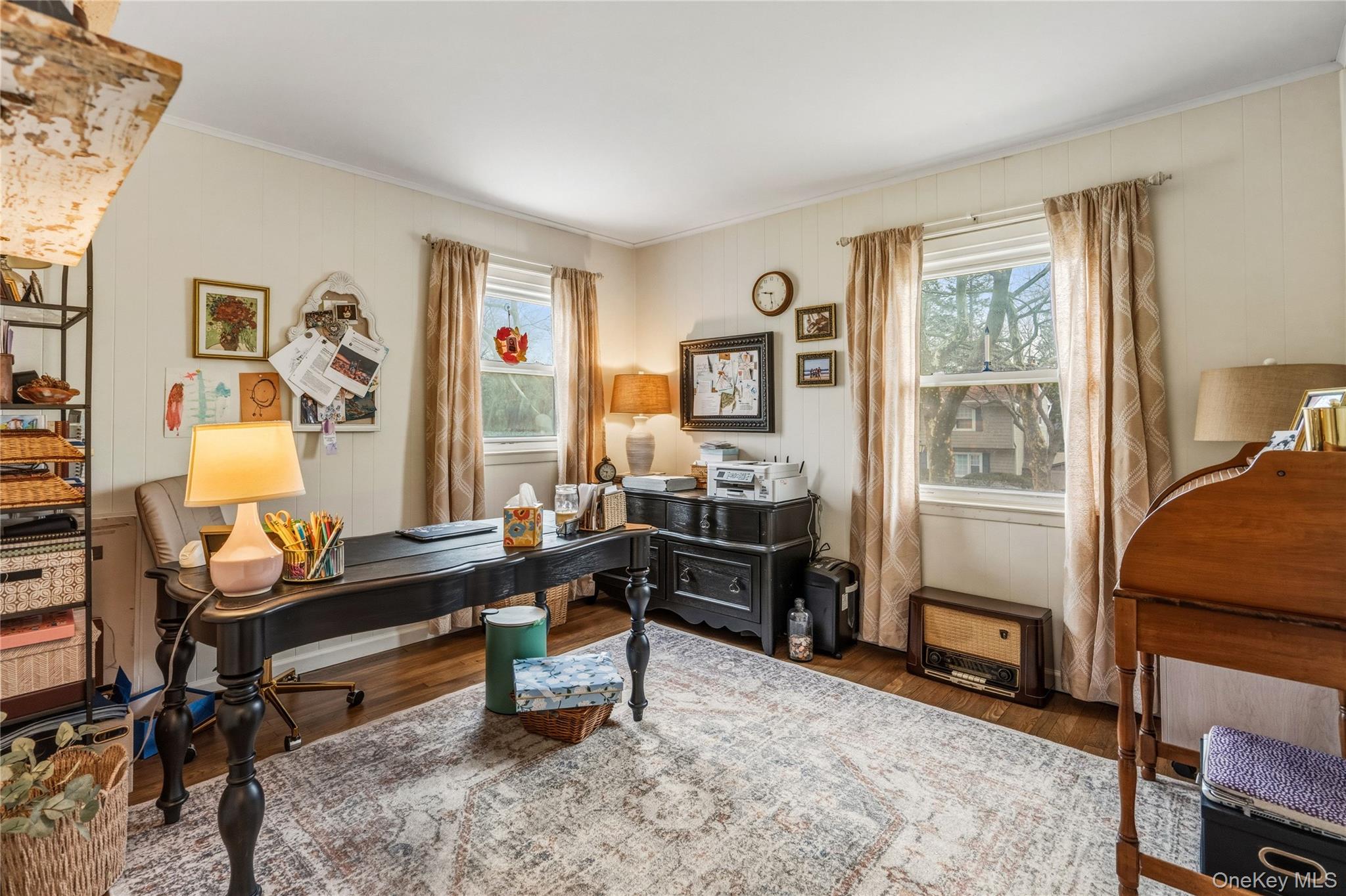 31 Munson Court, Melville, NY 11747