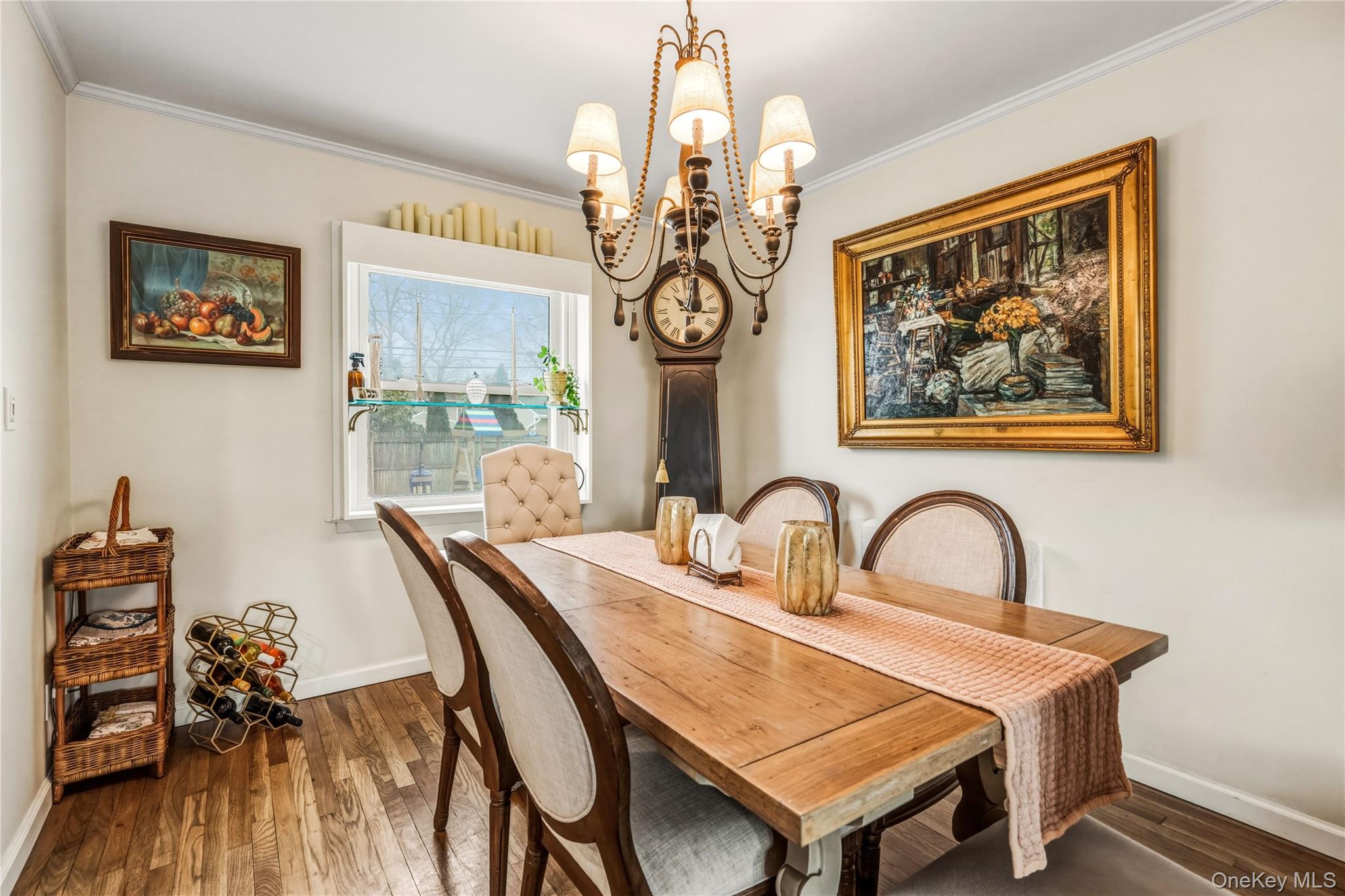 31 Munson Court, Melville, NY 11747