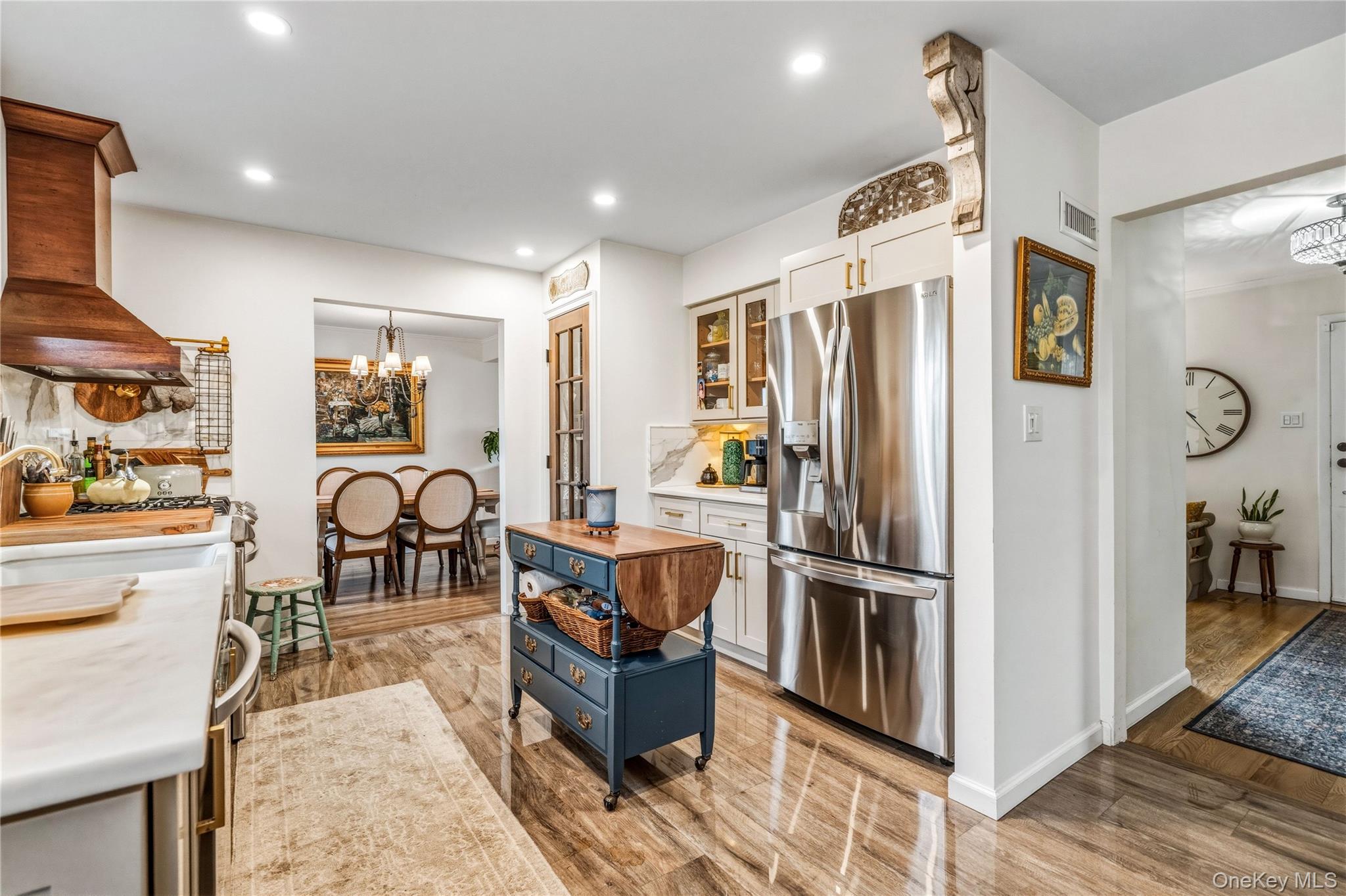 31 Munson Court, Melville, NY 11747