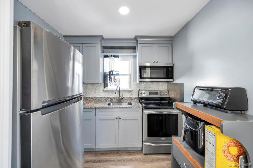 1333 5th Avenue, Bay Shore, NY 11706