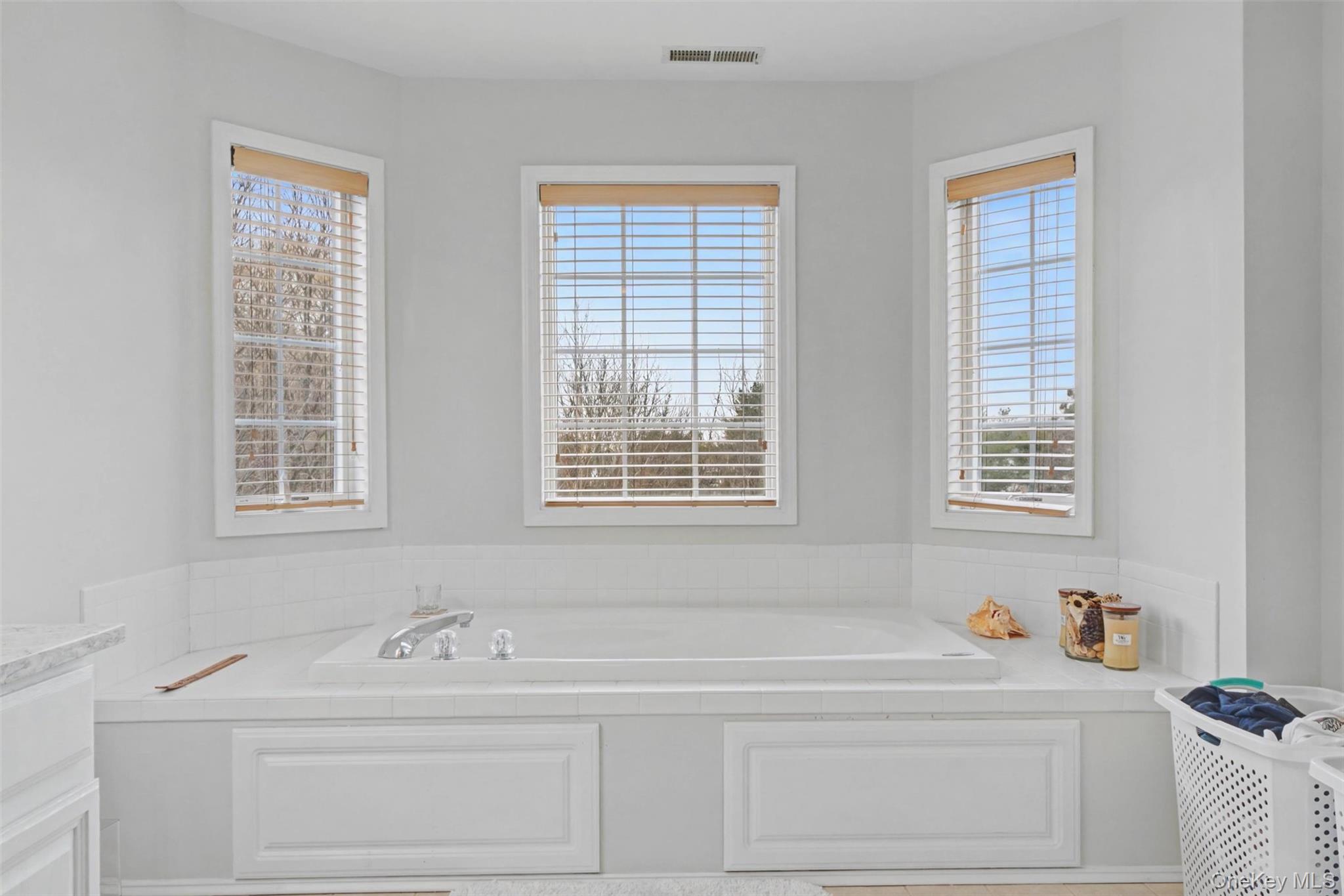 26 Mt Pleasant Drive, Poughquag, NY 12570