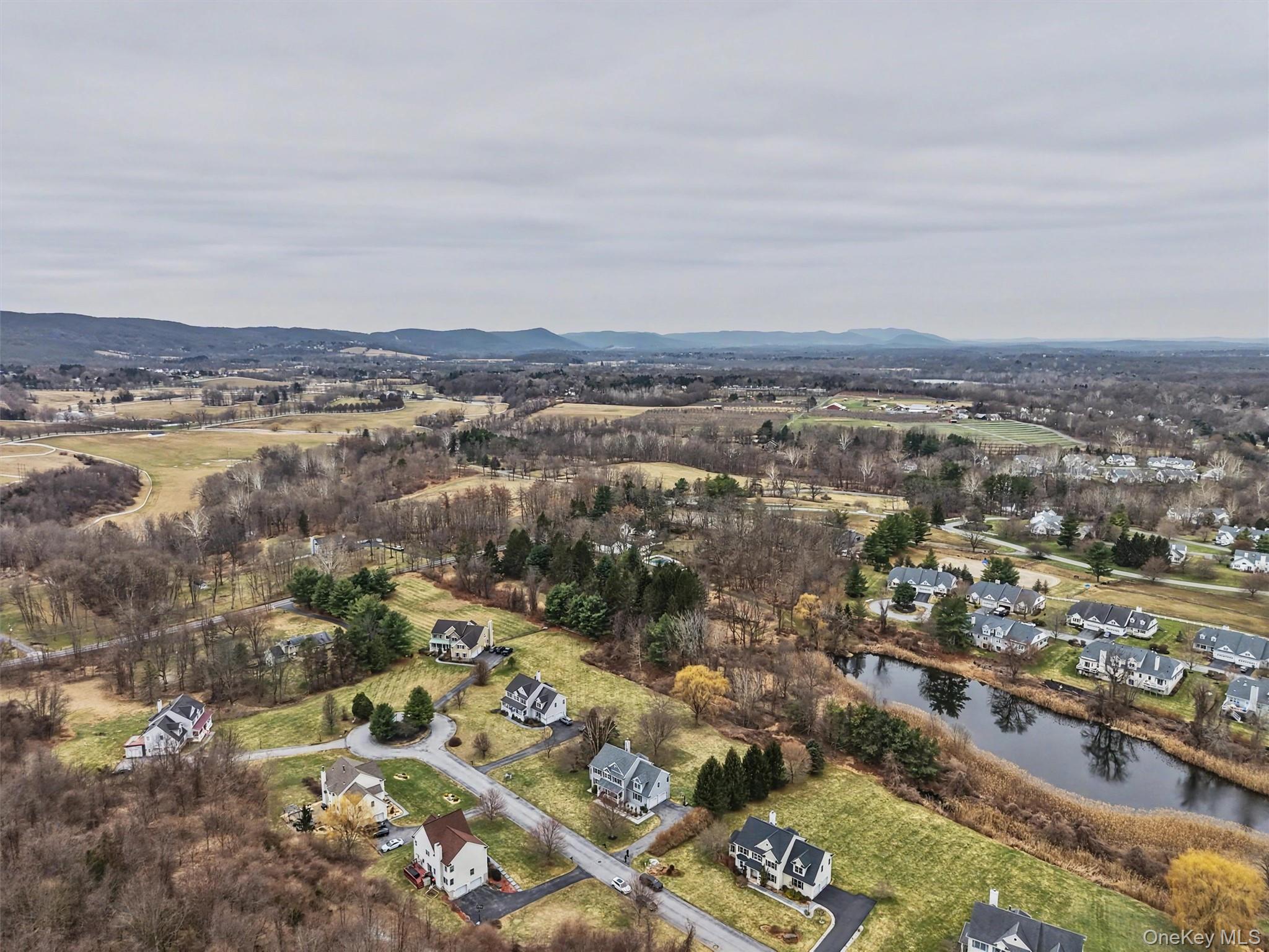 26 Mt Pleasant Drive, Poughquag, NY 12570