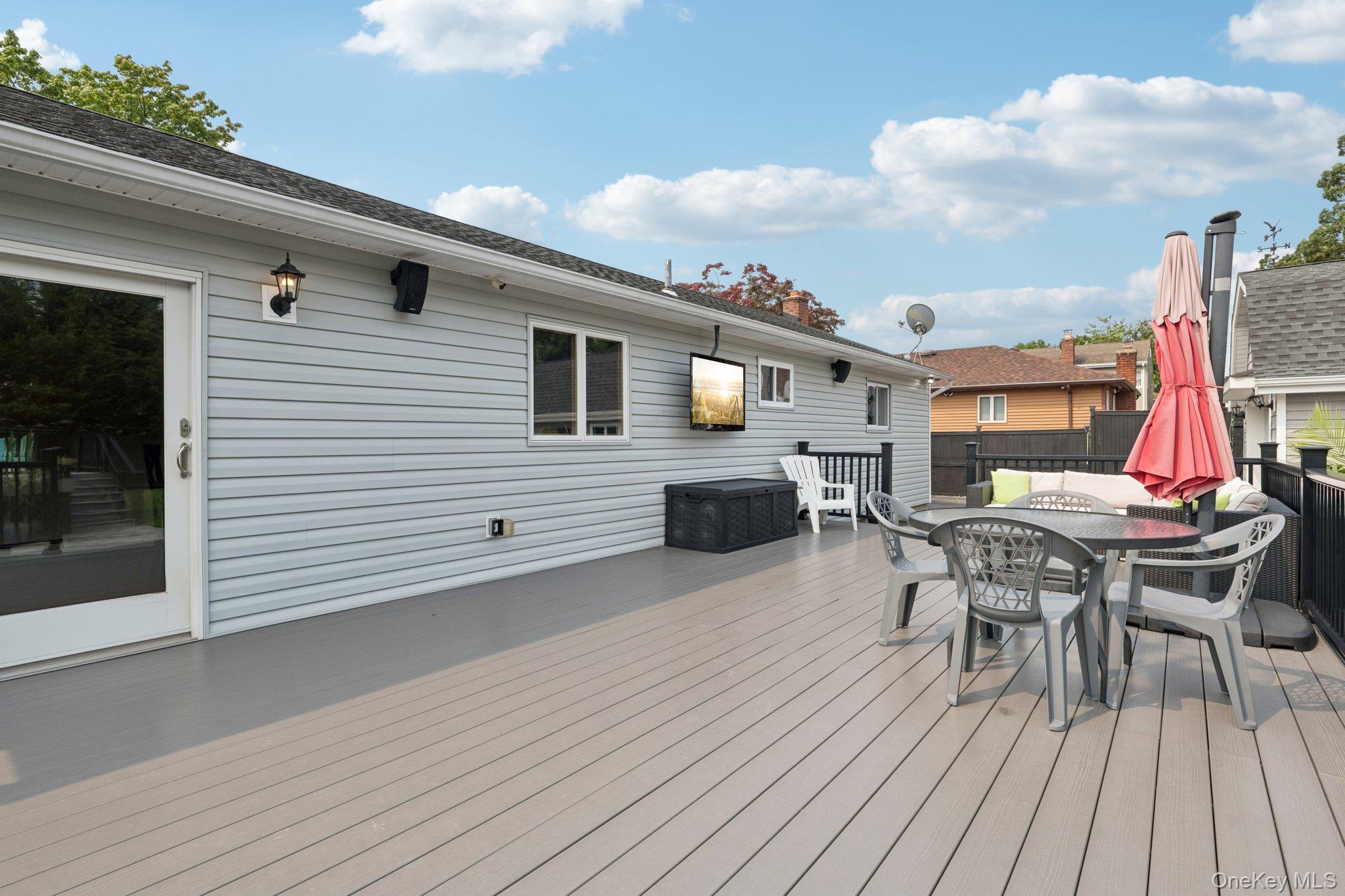 295 Silver Street, West Babylon, NY 11704