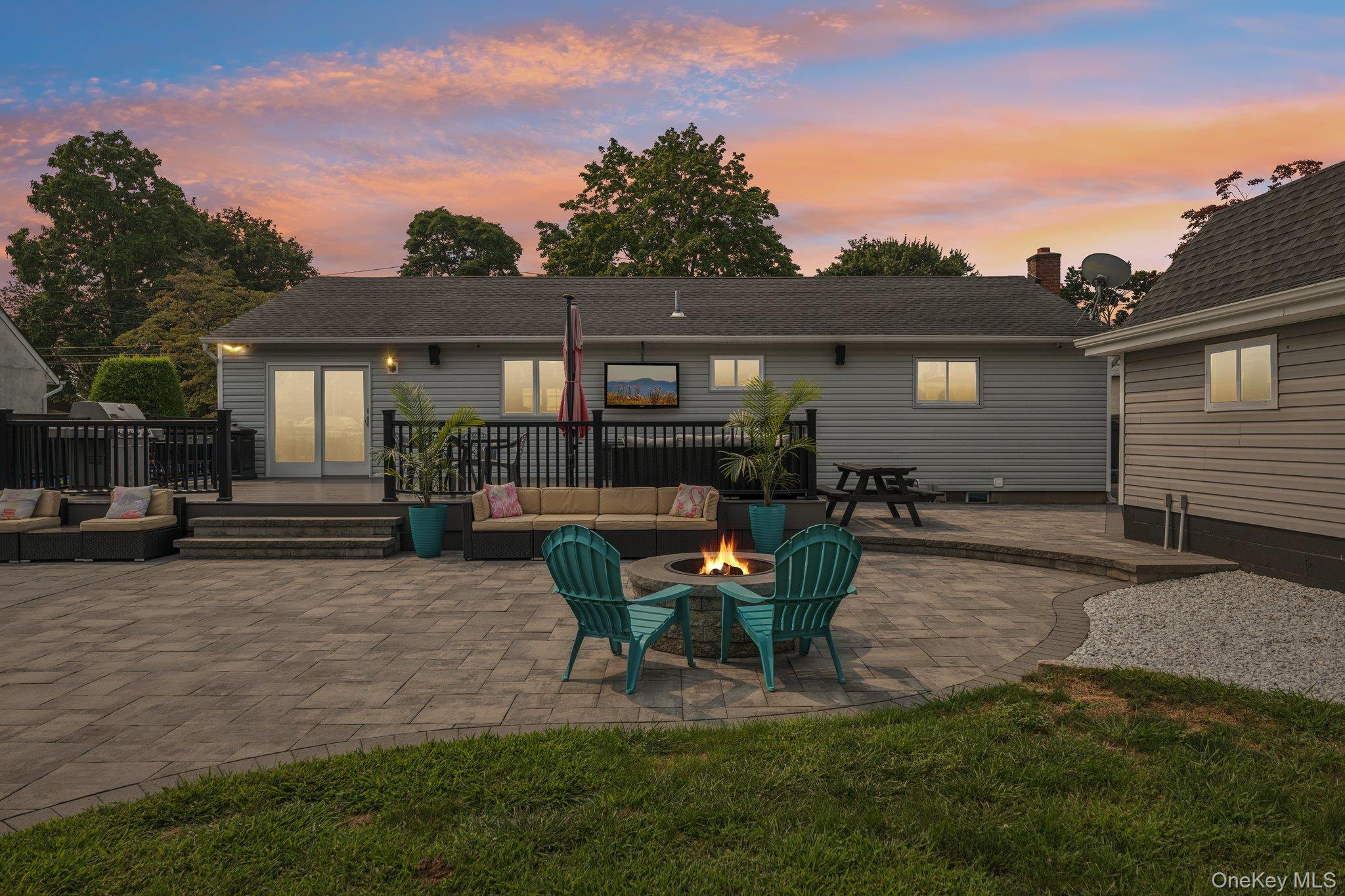 295 Silver Street, West Babylon, NY 11704