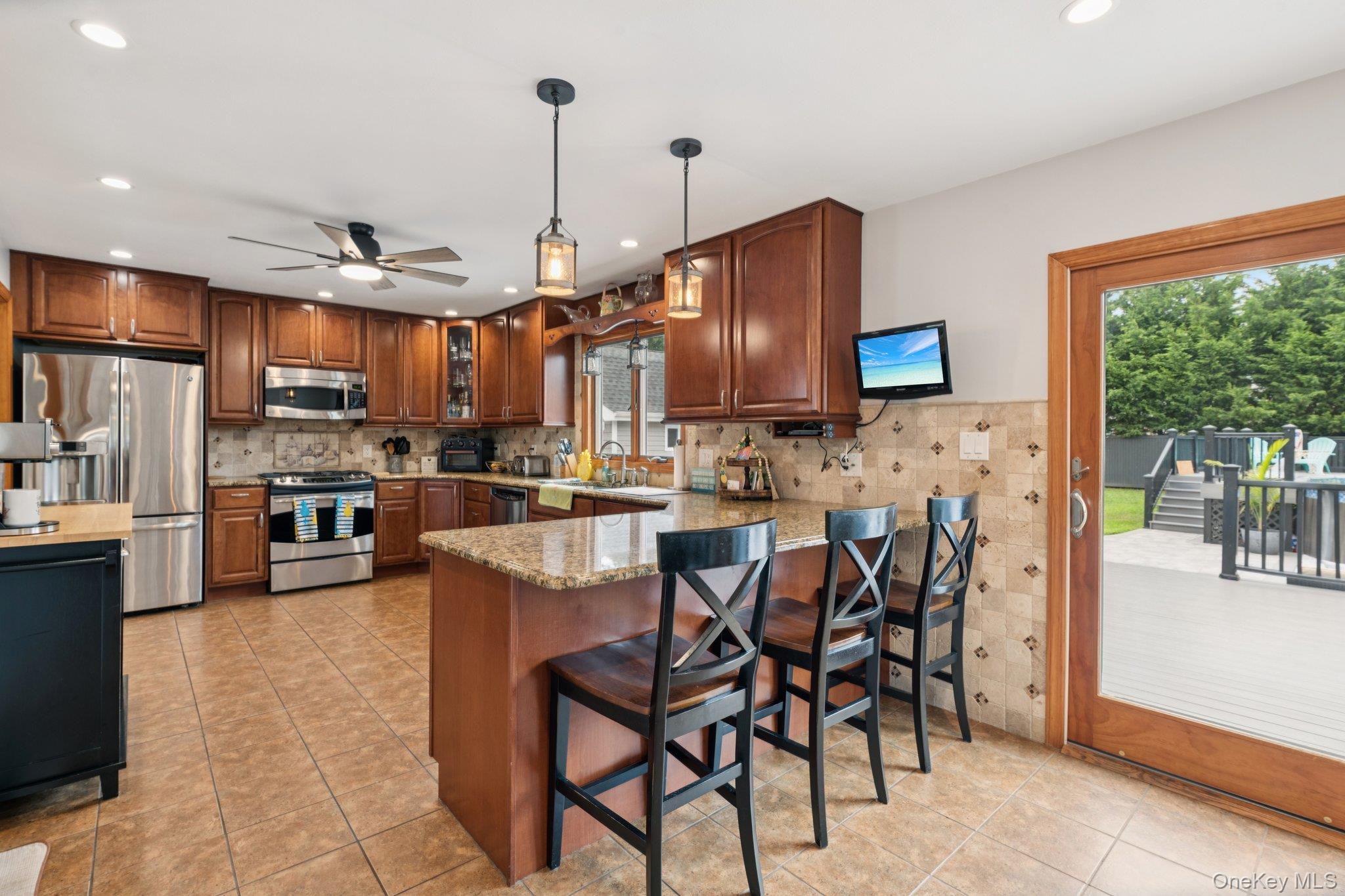 295 Silver Street, West Babylon, NY 11704