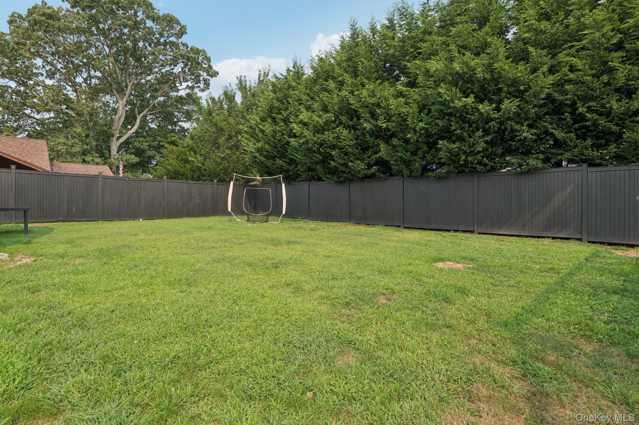 295 Silver Street, West Babylon, NY 11704