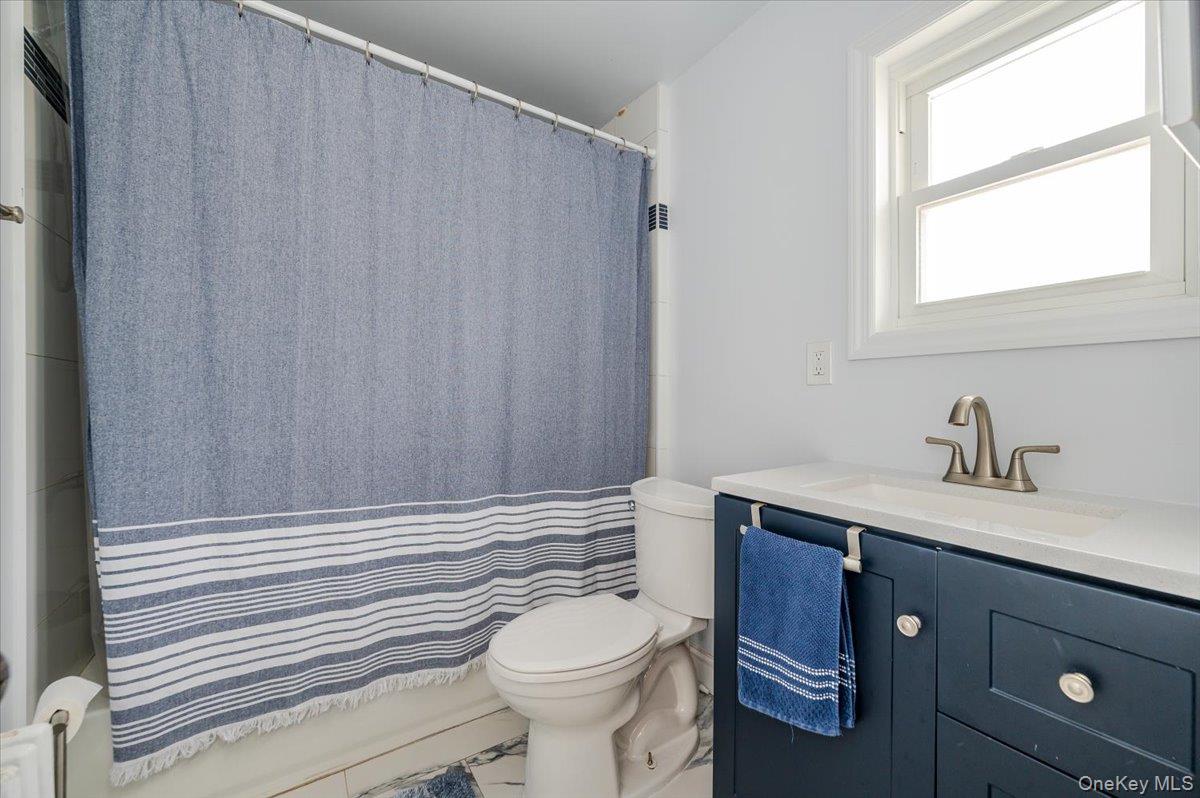 365 W Hudson Street, Long Beach, NY 11561