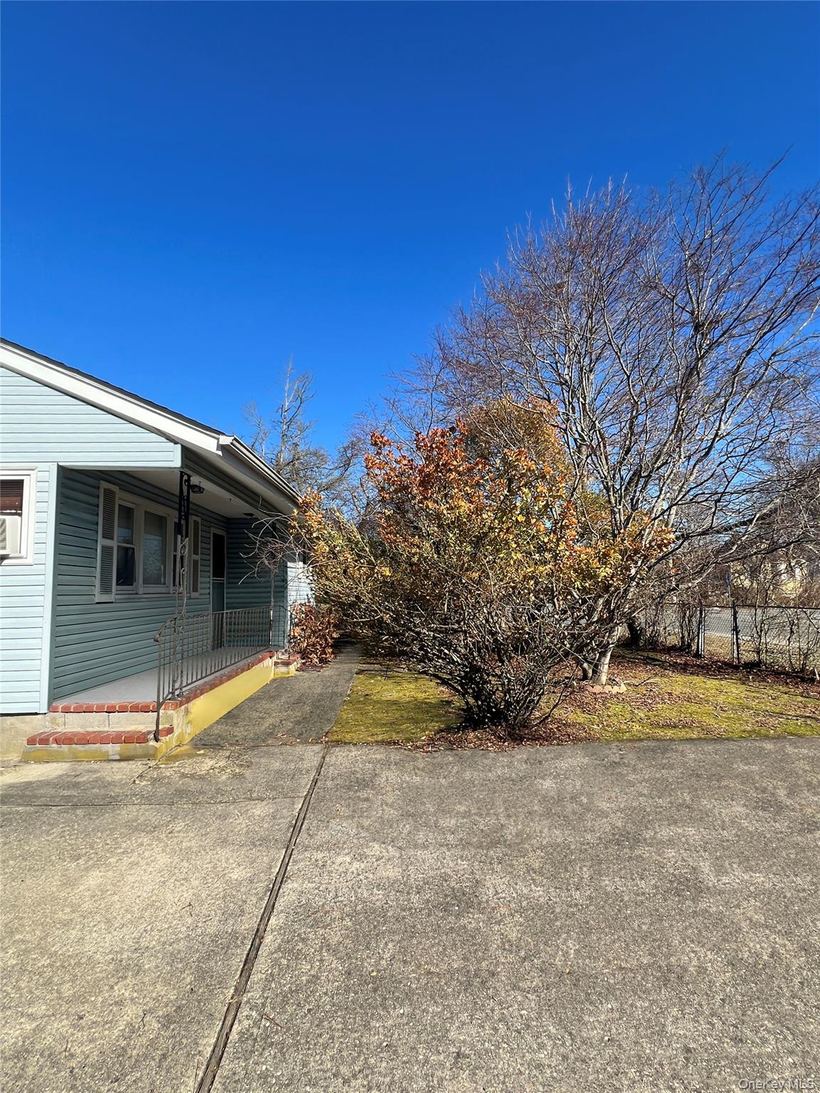 55 Trafalgar Drive, Shirley, NY 11967