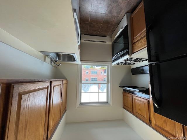 96 Shore Road # B2, Port Washington, NY 11050