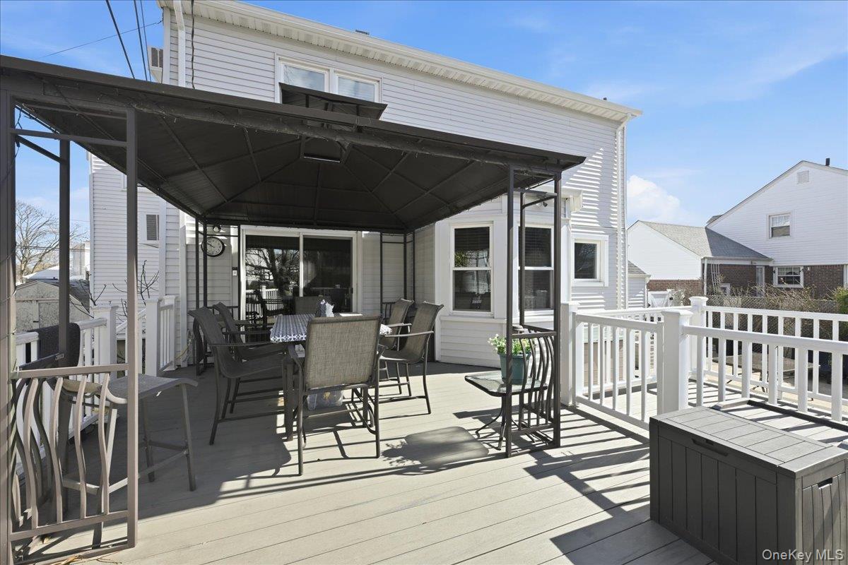 2 Squirrel Drive, East Rockaway, NY 11518