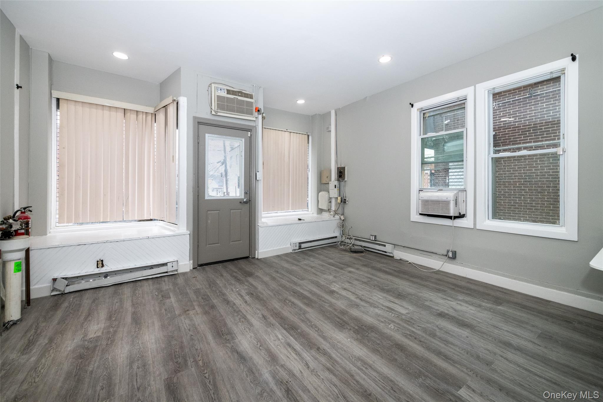 299 E Third Street # First floor, Mount Vernon, NY 10553