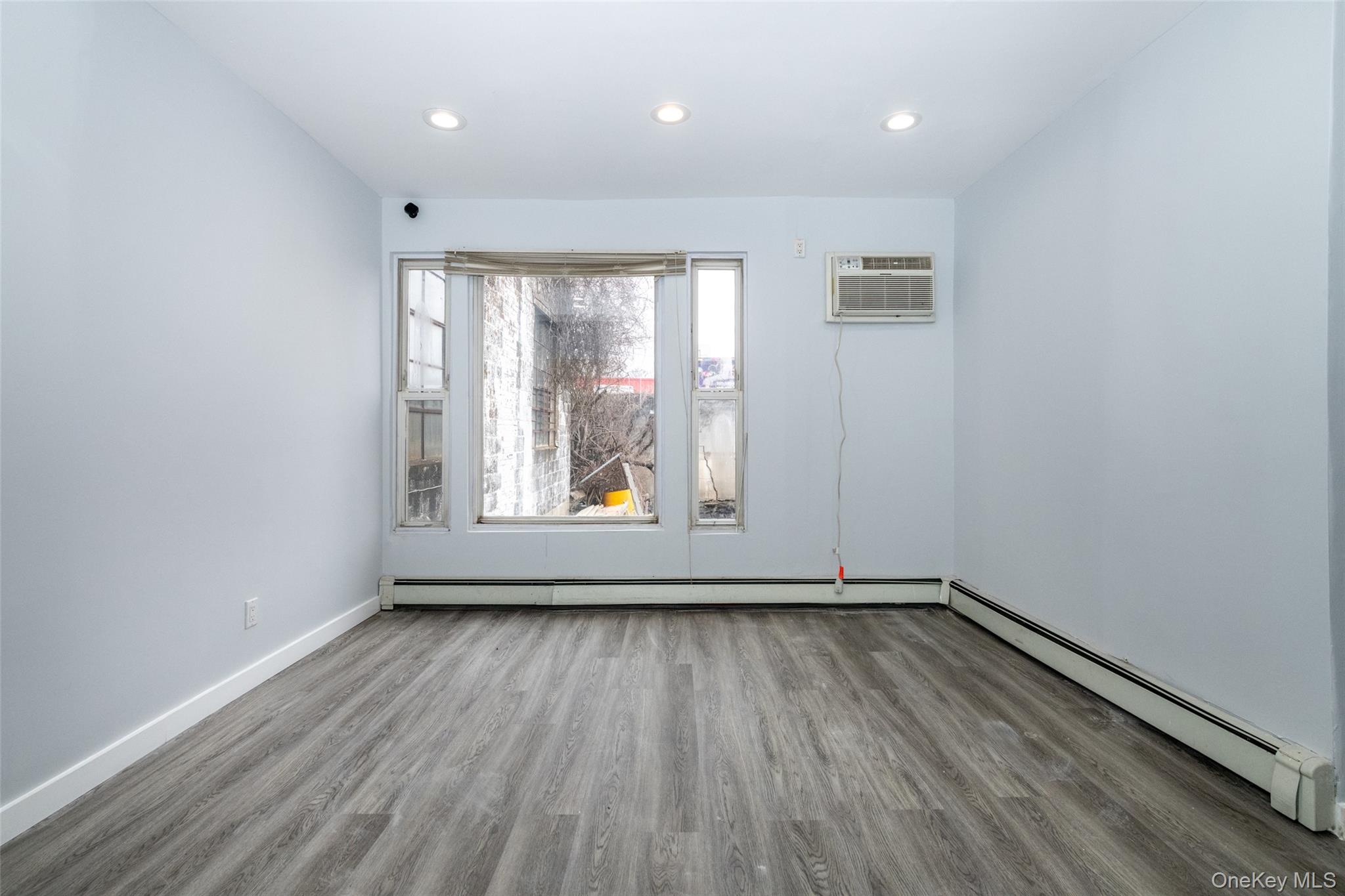 299 E Third Street # First floor, Mount Vernon, NY 10553