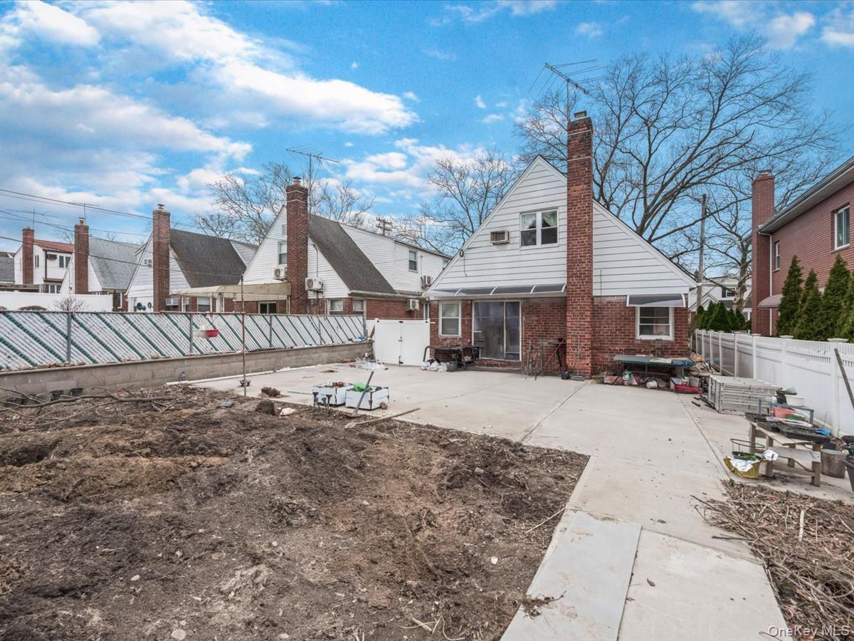 5807 210th Street, Bayside, NY 11364