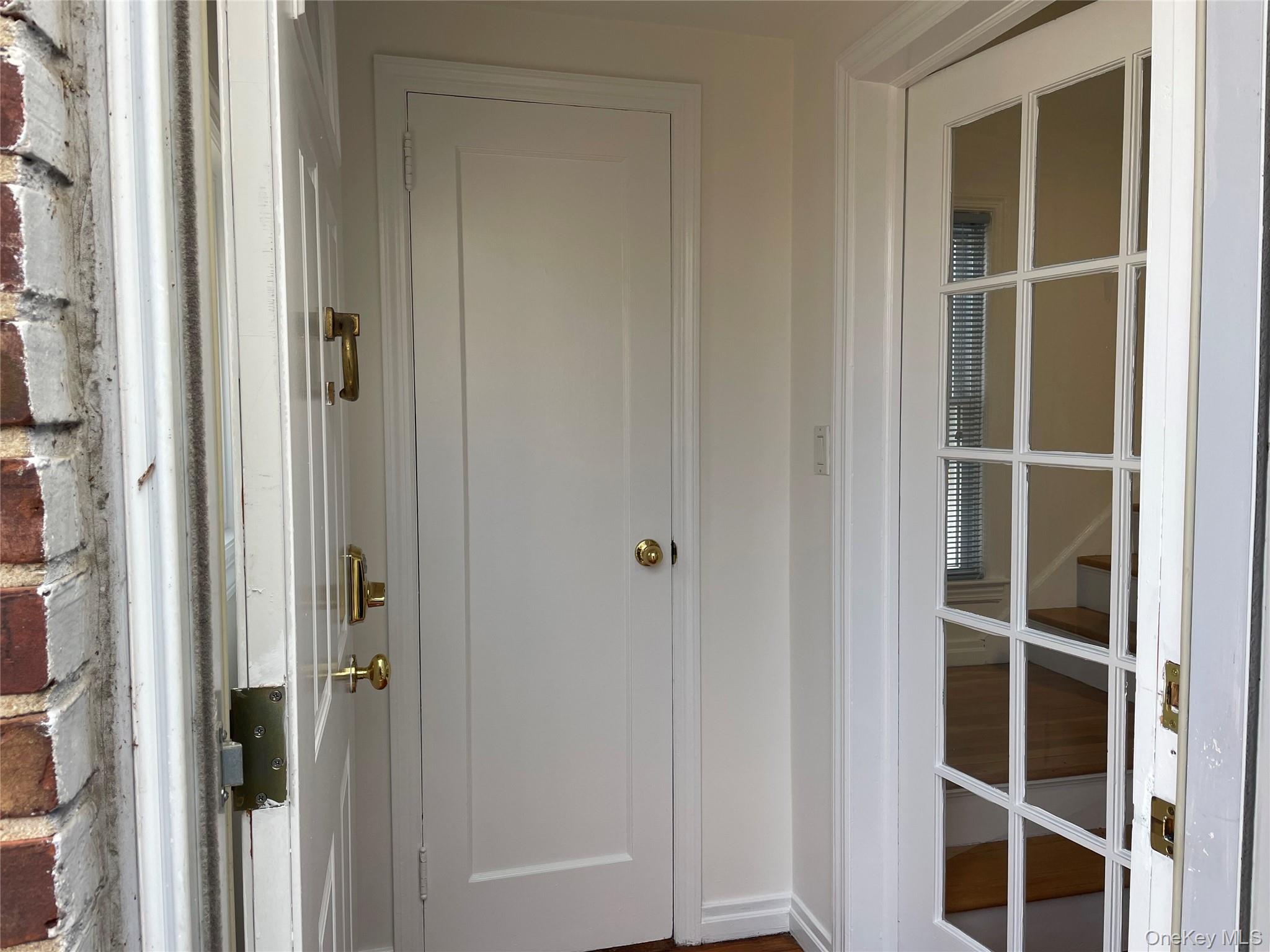 8 Cameron Lane, Valley Stream, NY 11581