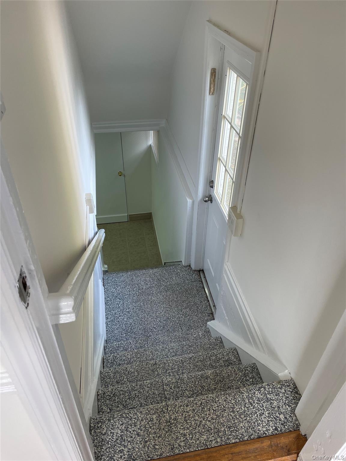 8 Cameron Lane, Valley Stream, NY 11581