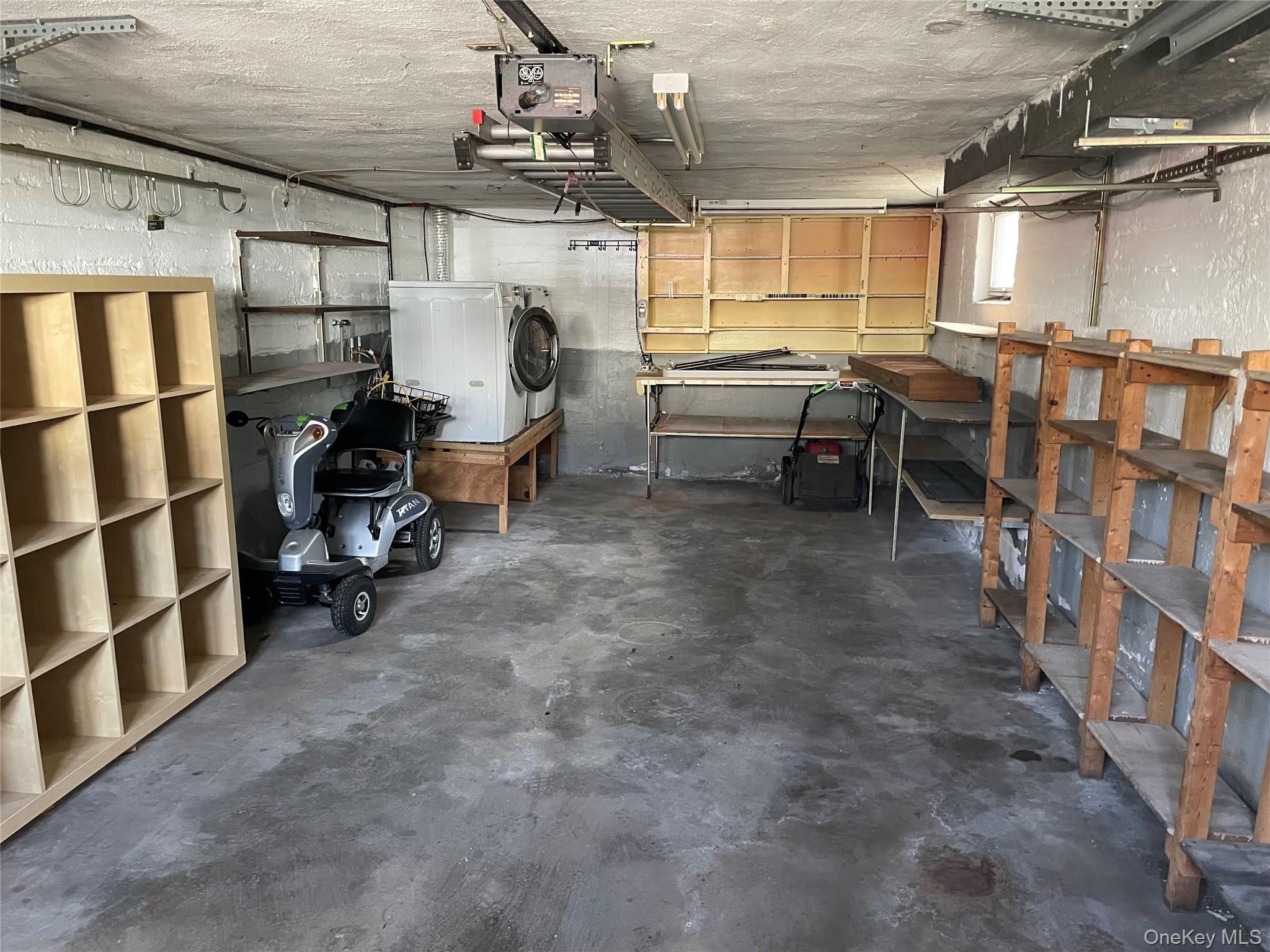 8 Cameron Lane, Valley Stream, NY 11581