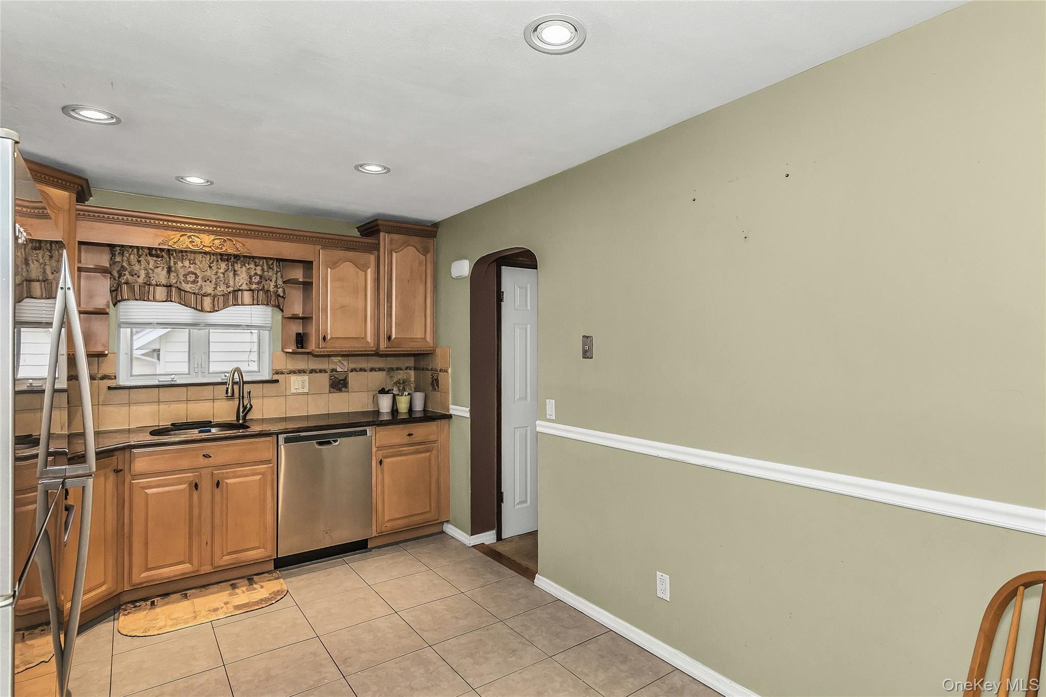 512 Elm Street, West Hempstead, NY 11552