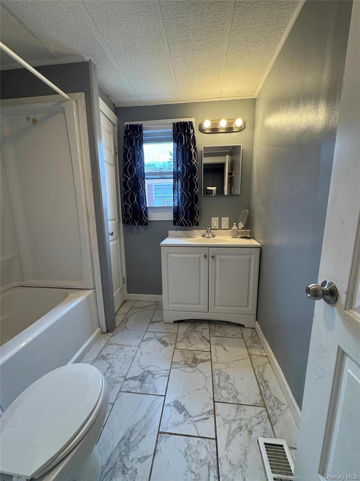 621 SHEAFE Road # LOT 8, Poughkeepsie, NY 12601