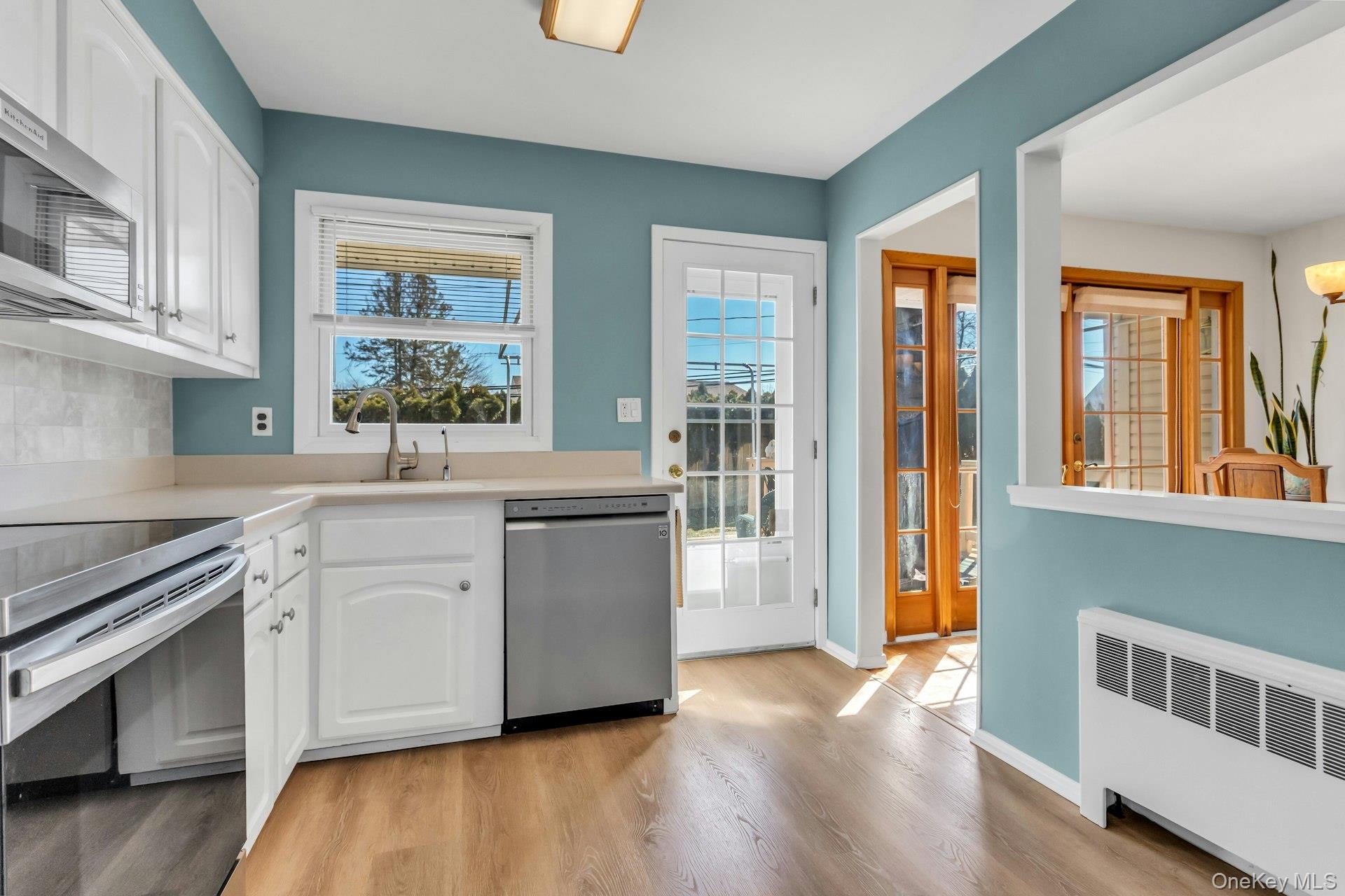 2 Nancy Court, Glen Cove, NY 11542