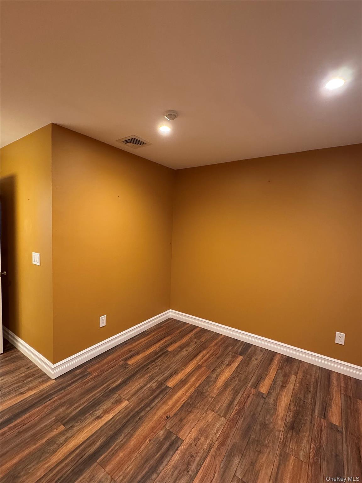 33 Bass Court, Manorville, NY 11949