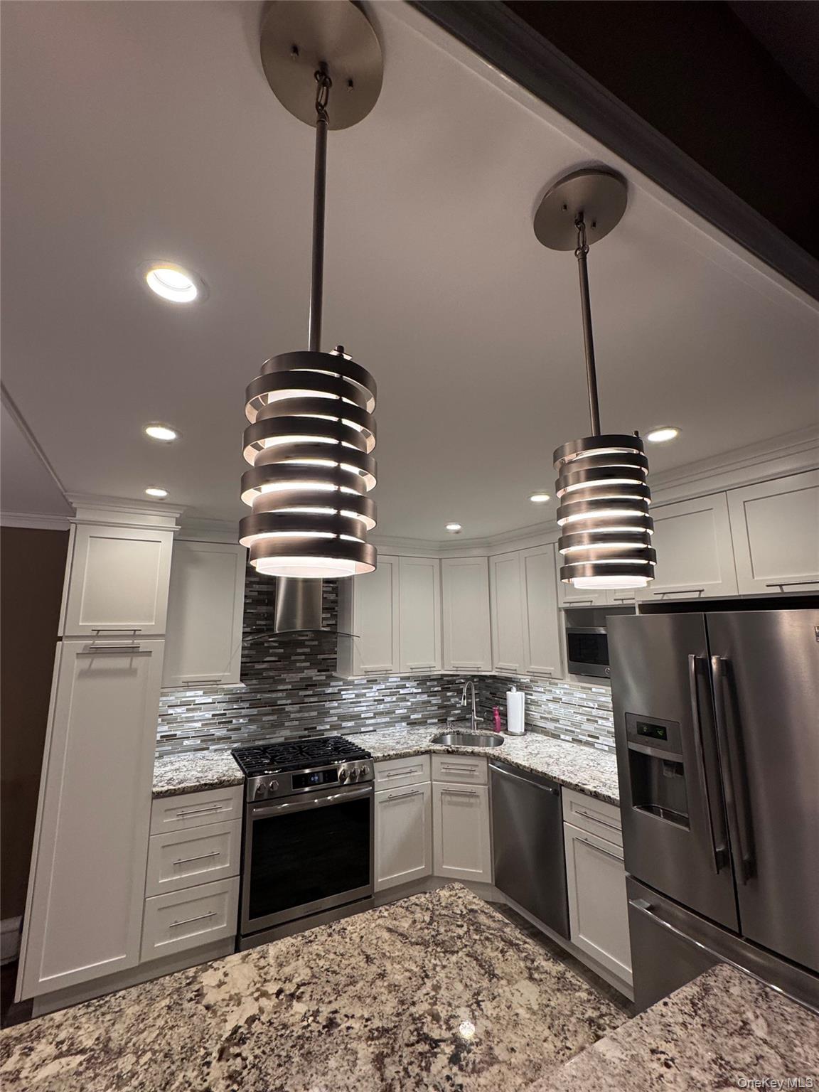 33 Bass Court, Manorville, NY 11949