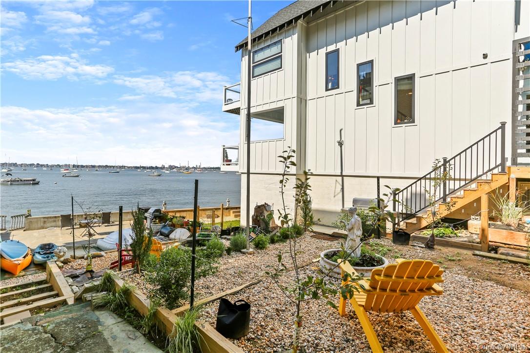 81 Rochelle Street, Bronx, NY 10464