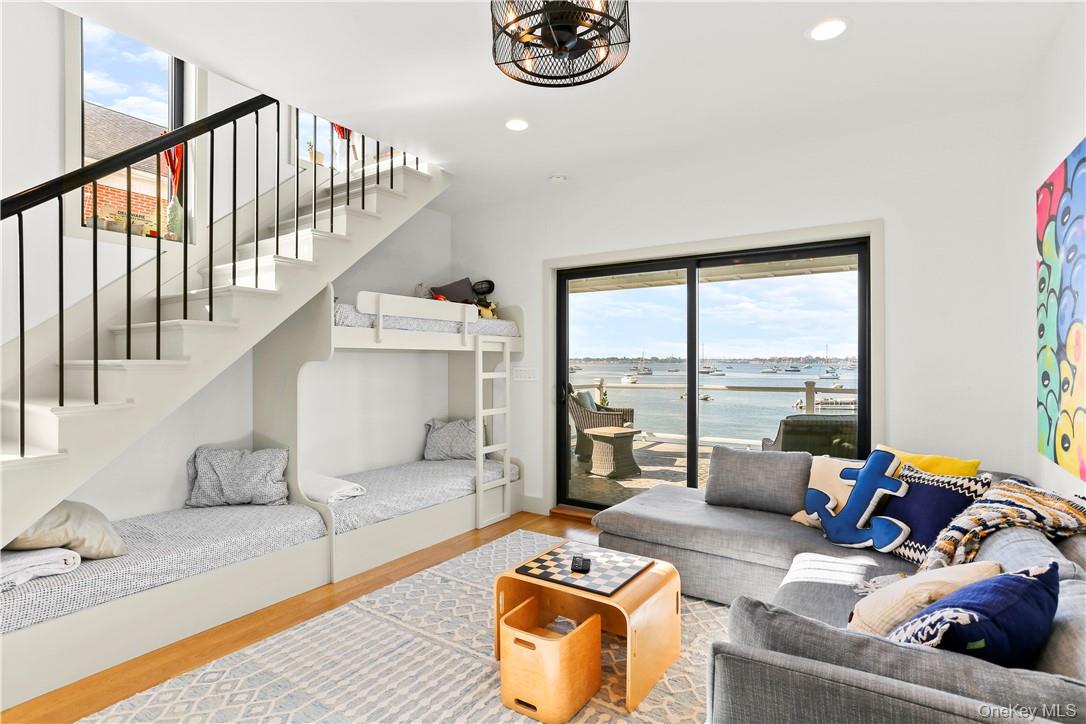 81 Rochelle Street, Bronx, NY 10464