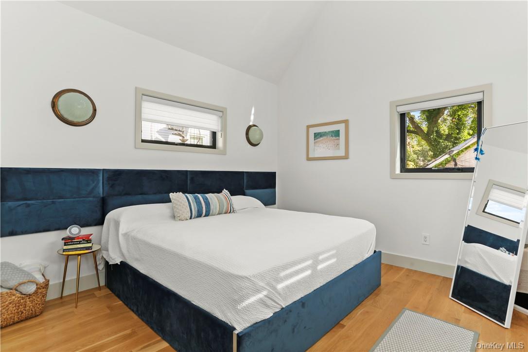 81 Rochelle Street, Bronx, NY 10464