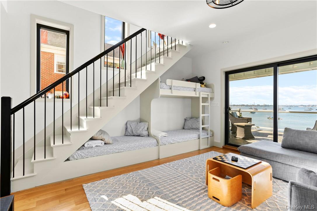 81 Rochelle Street, Bronx, NY 10464