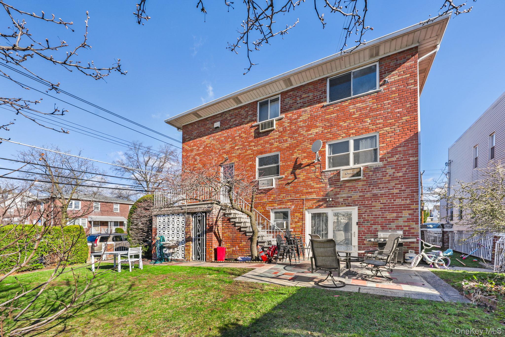 124 Scott Avenue, Yonkers, NY 10704