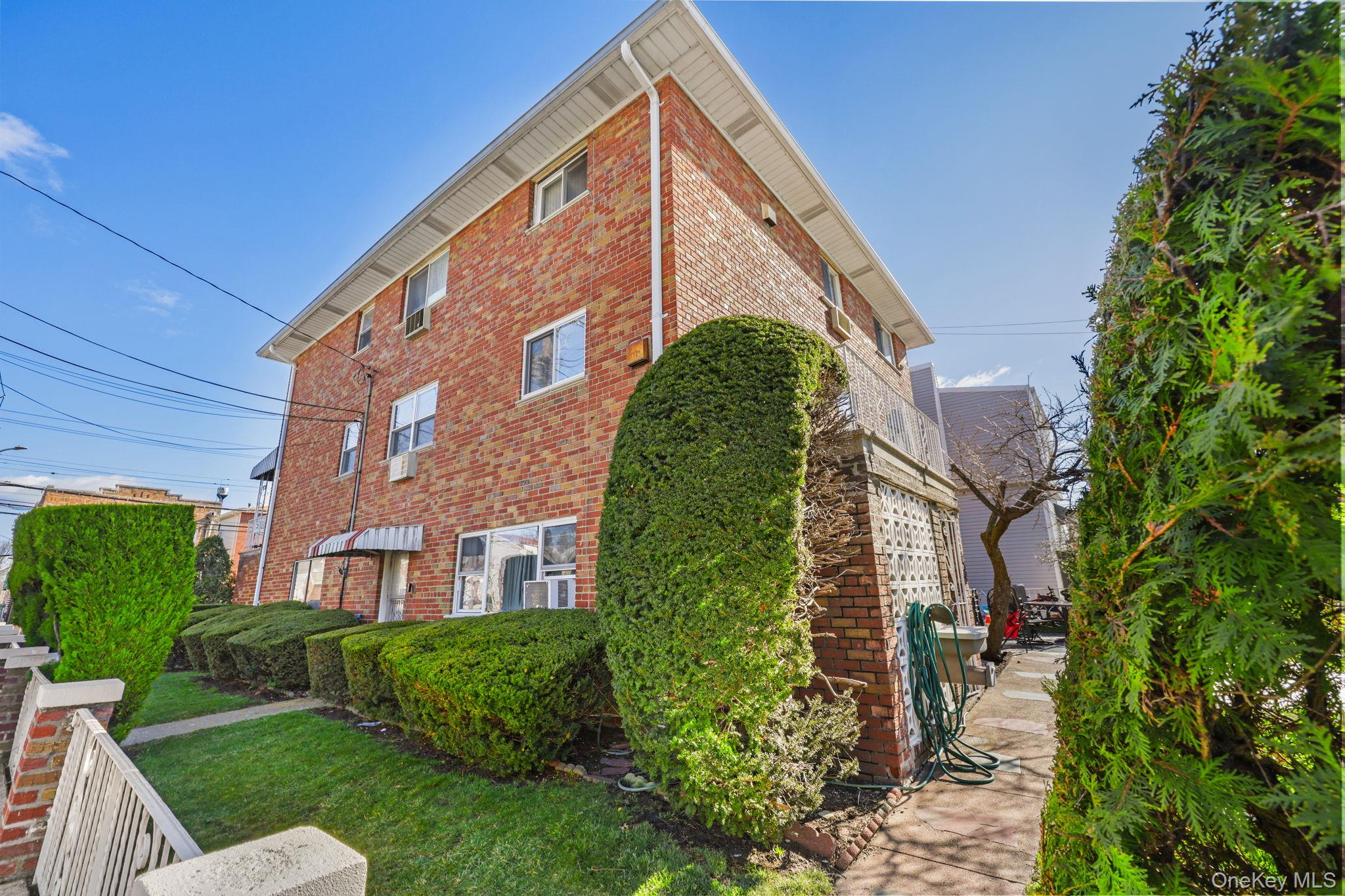 124 Scott Avenue, Yonkers, NY 10704