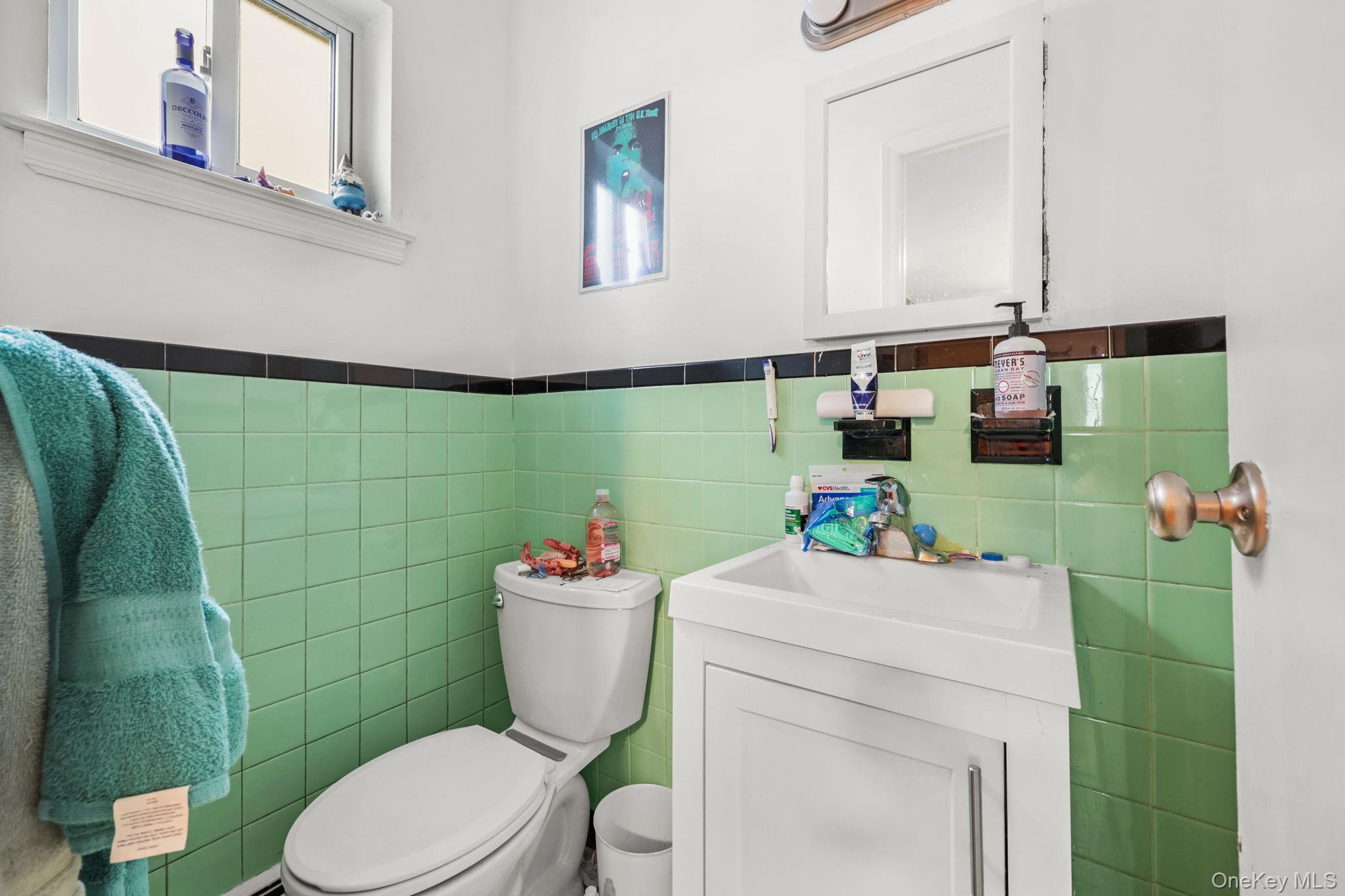 124 Scott Avenue, Yonkers, NY 10704