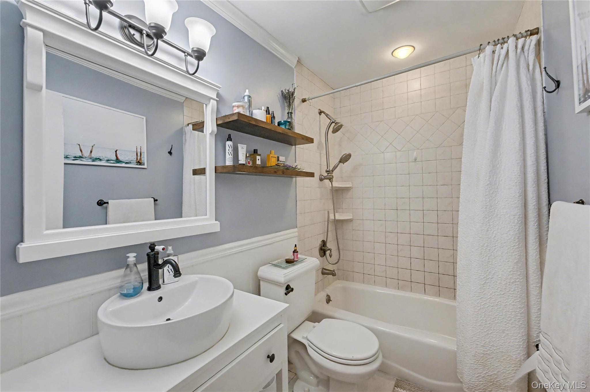 9 Boxwood Drive, Kings Park, NY 11754