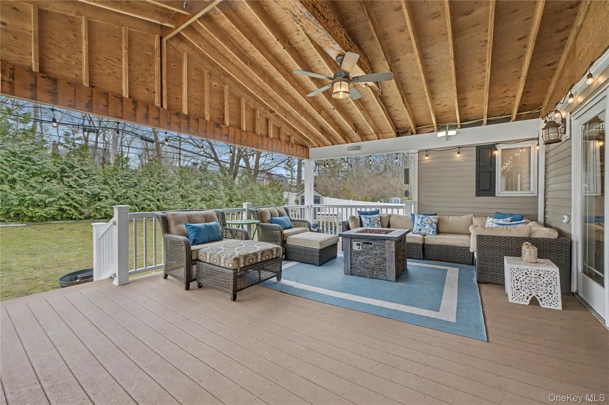 9 Boxwood Drive, Kings Park, NY 11754