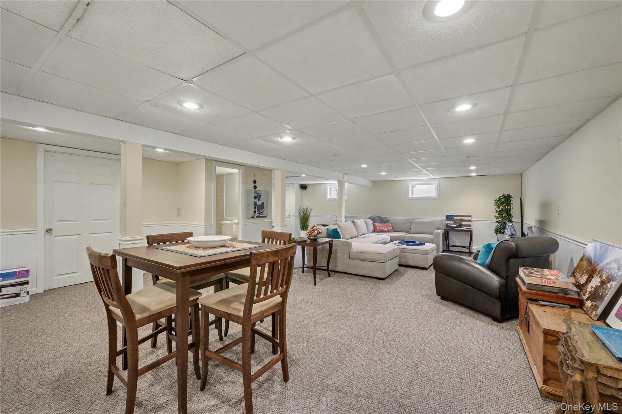 9 Boxwood Drive, Kings Park, NY 11754