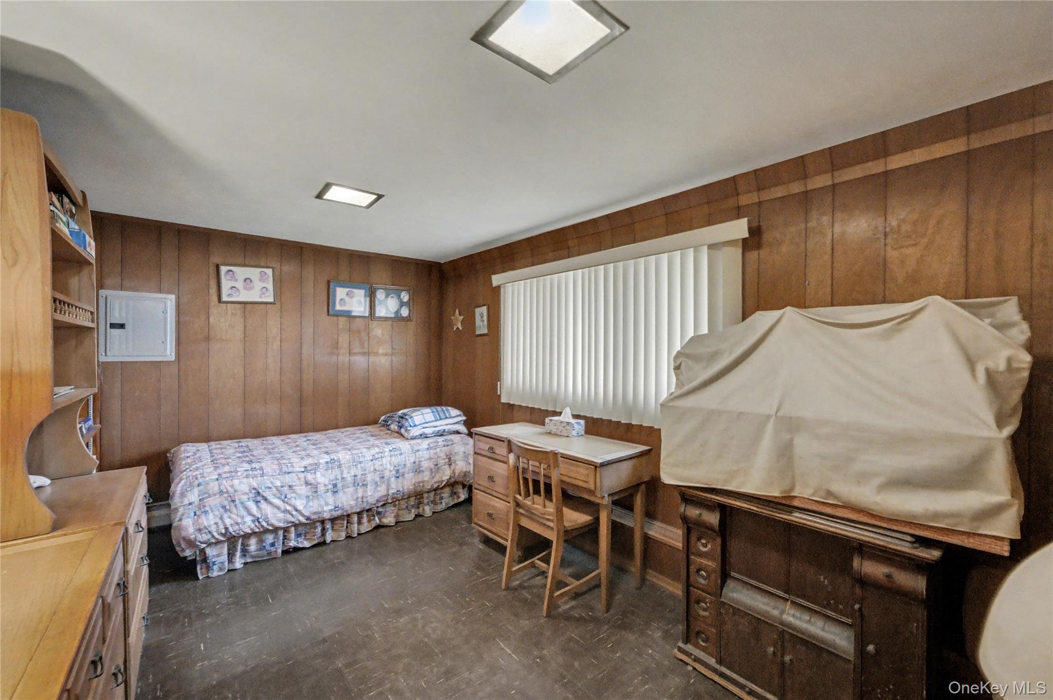 4 bethal Lane, Commack, NY 11725