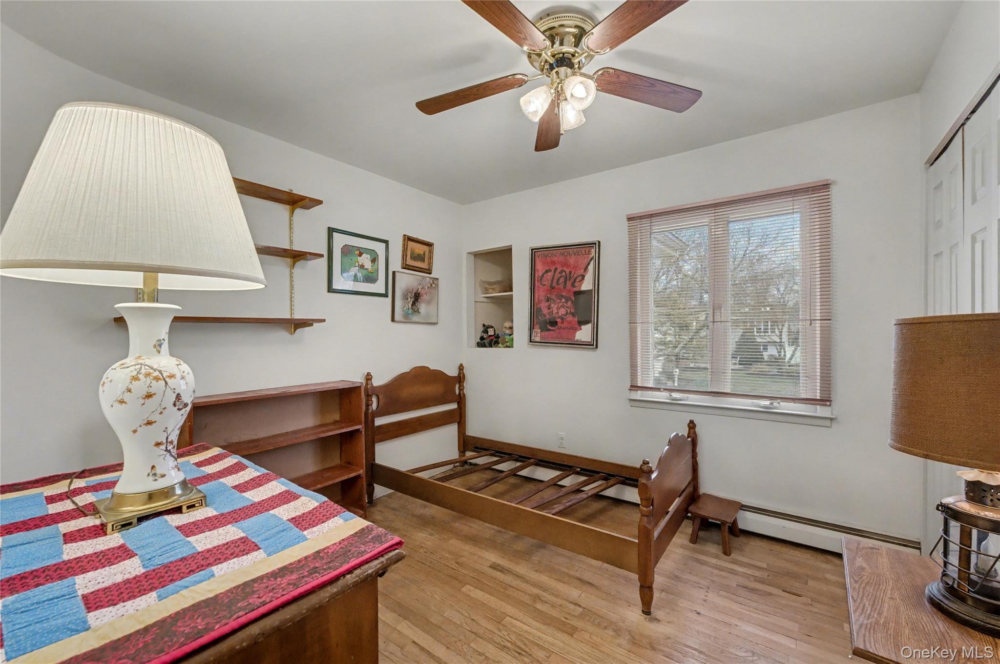 4 bethal Lane, Commack, NY 11725