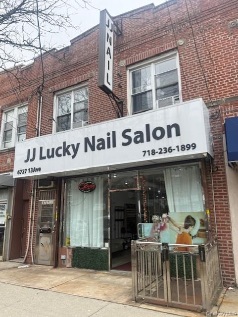 6727 13th Avenue, Brooklyn, NY 11219