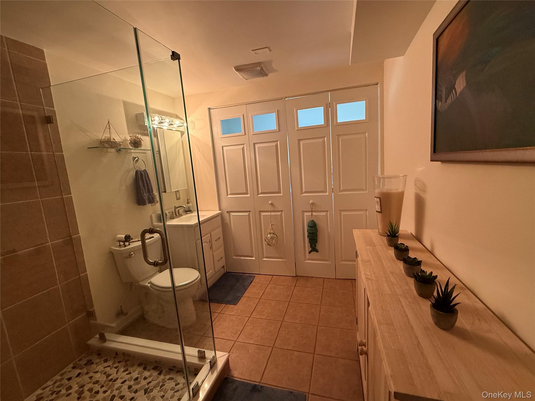 14 Townsend Place, Syosset, NY 11791