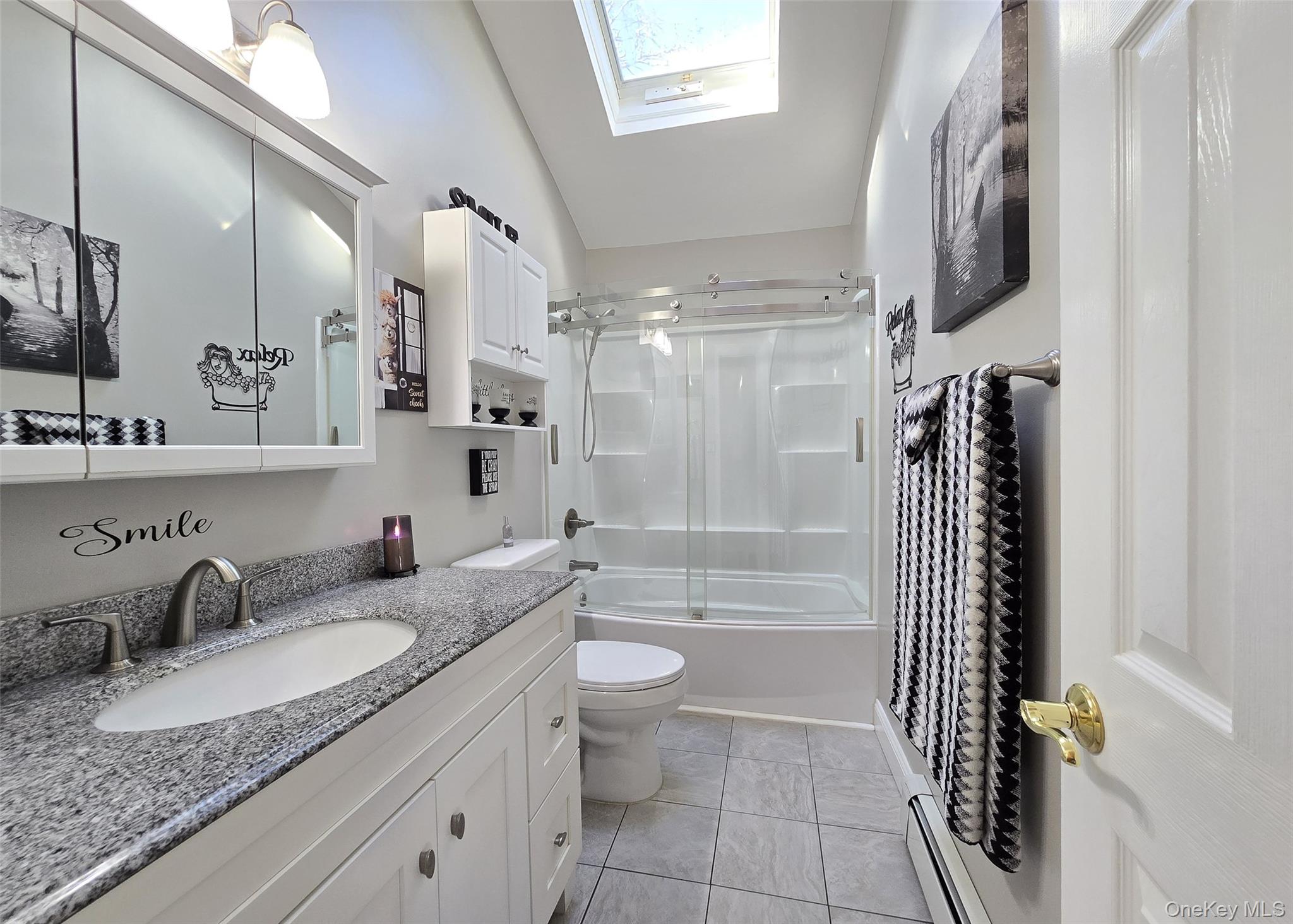 31 Stanley Drive, Shirley, NY 11967