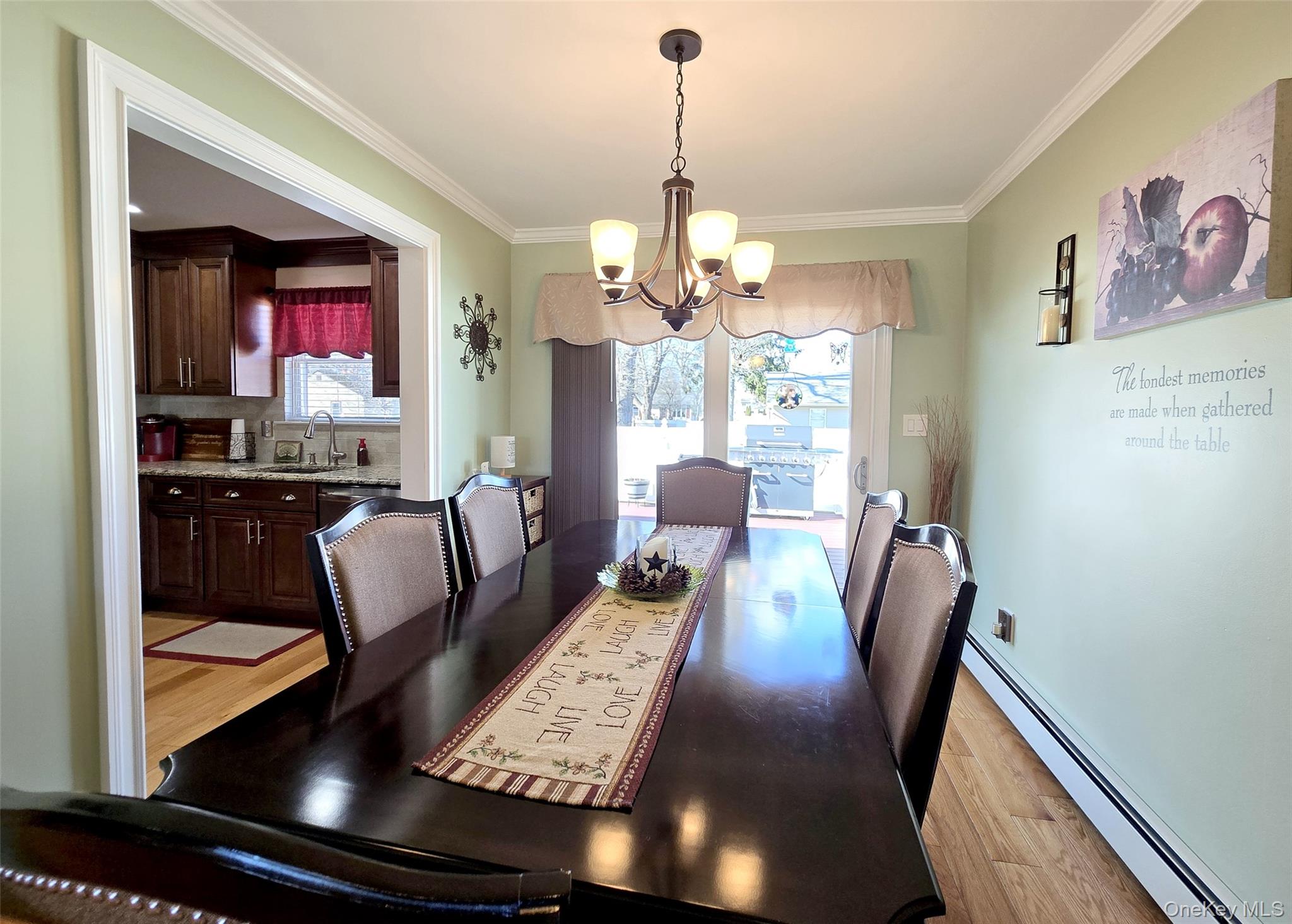 31 Stanley Drive, Shirley, NY 11967